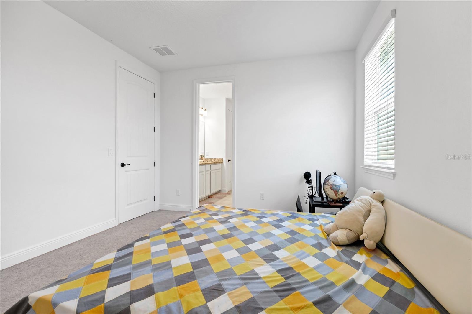 SILVERLEAF RESERVE/HAMLIN PH 2 - Residential Lease