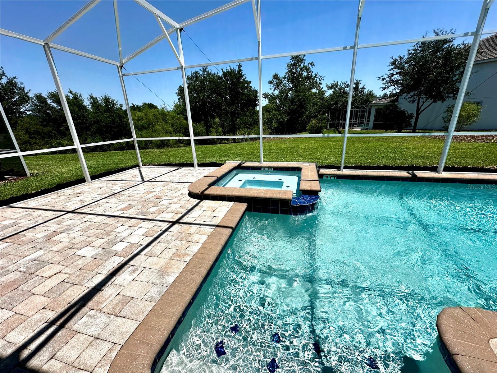 1513 MAIDSTONE COURT