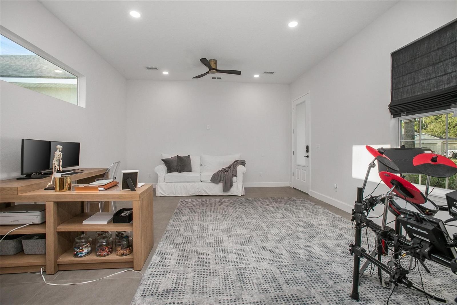 CHELSEA PLACE PH 02 - Residential