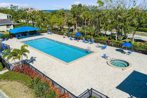 A home in LONGBOAT KEY