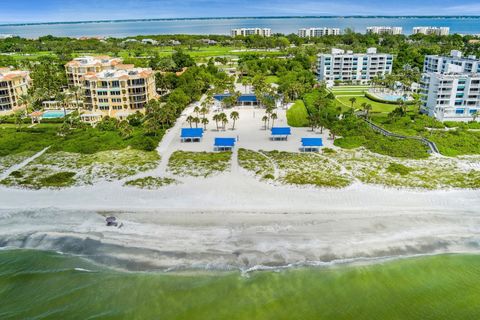 A home in LONGBOAT KEY