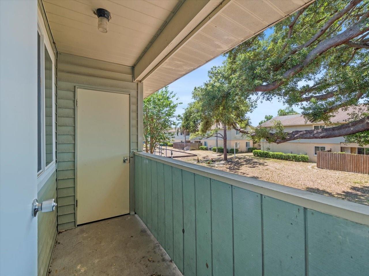 THE HAMPTONS AT BRANDON A CONDO - Residential