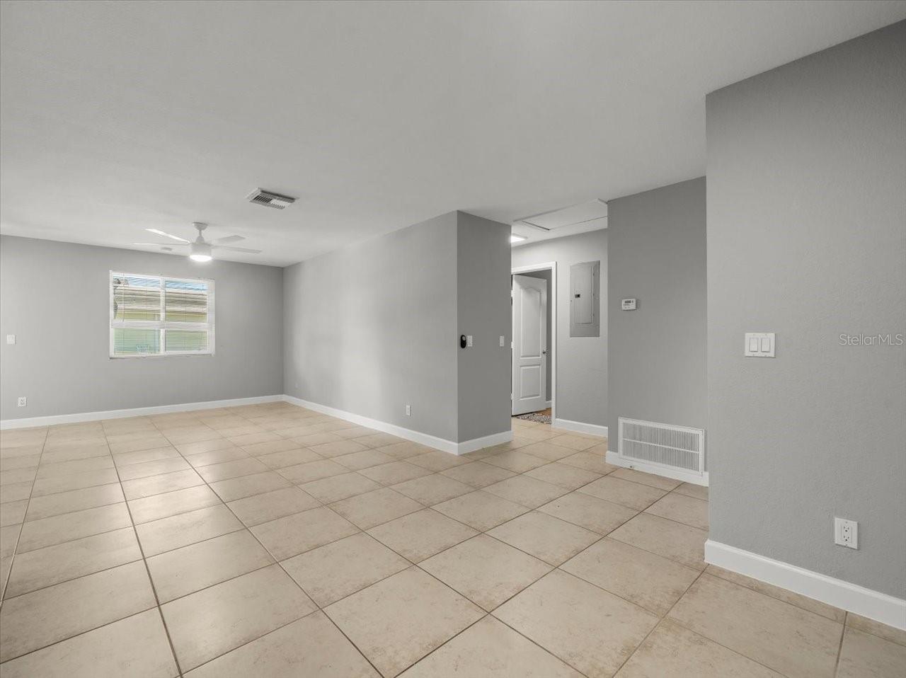 THE HAMPTONS AT BRANDON A CONDO - Residential