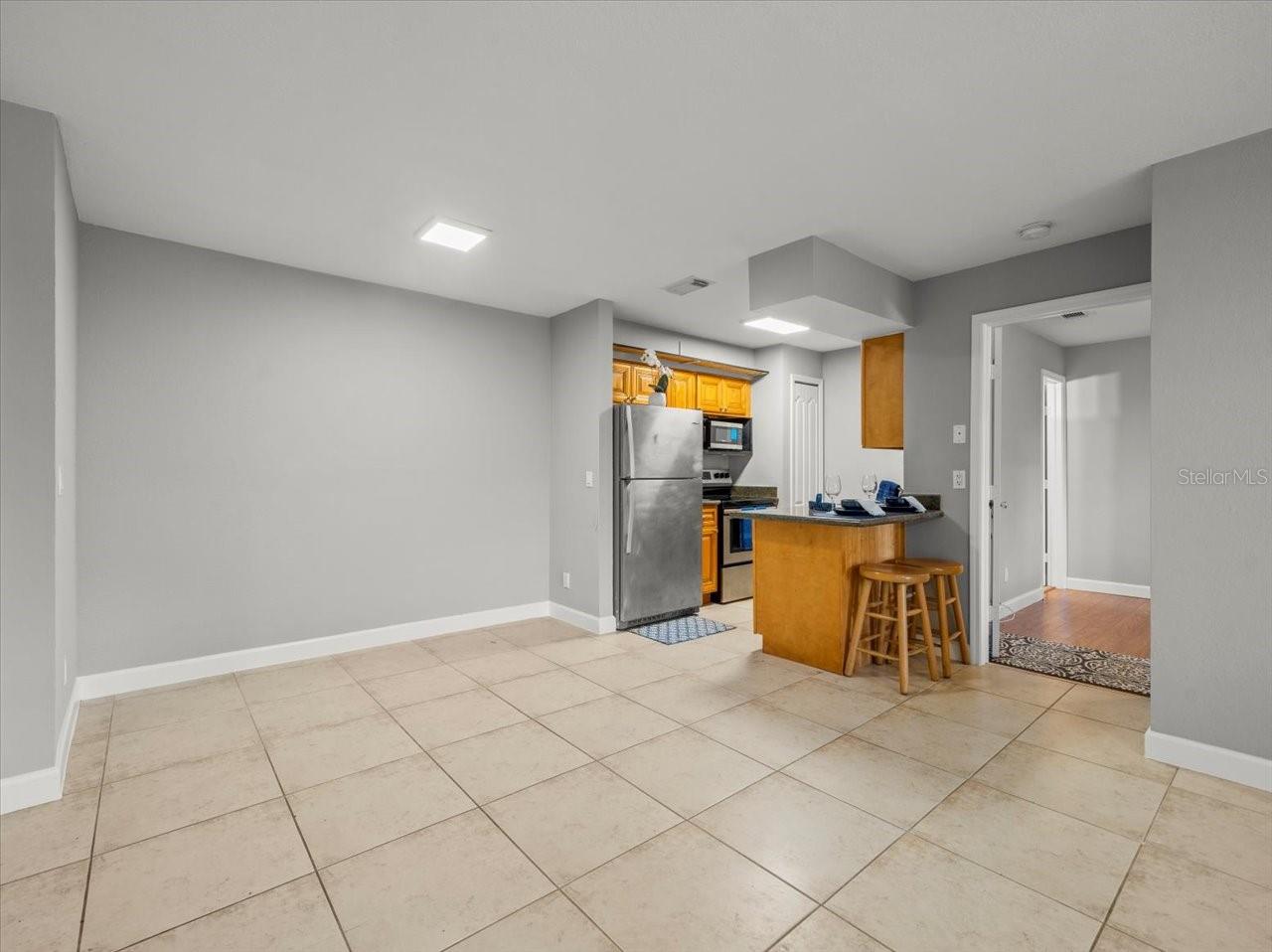 THE HAMPTONS AT BRANDON A CONDO - Residential