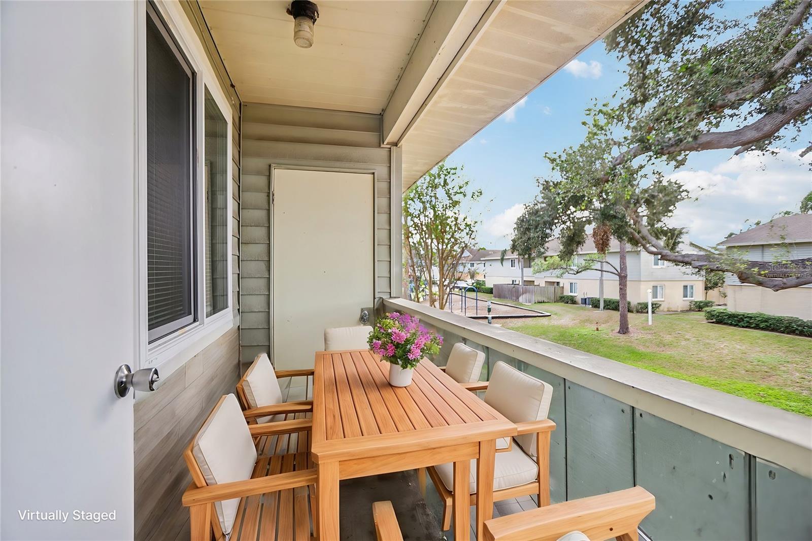 THE HAMPTONS AT BRANDON A CONDO - Residential