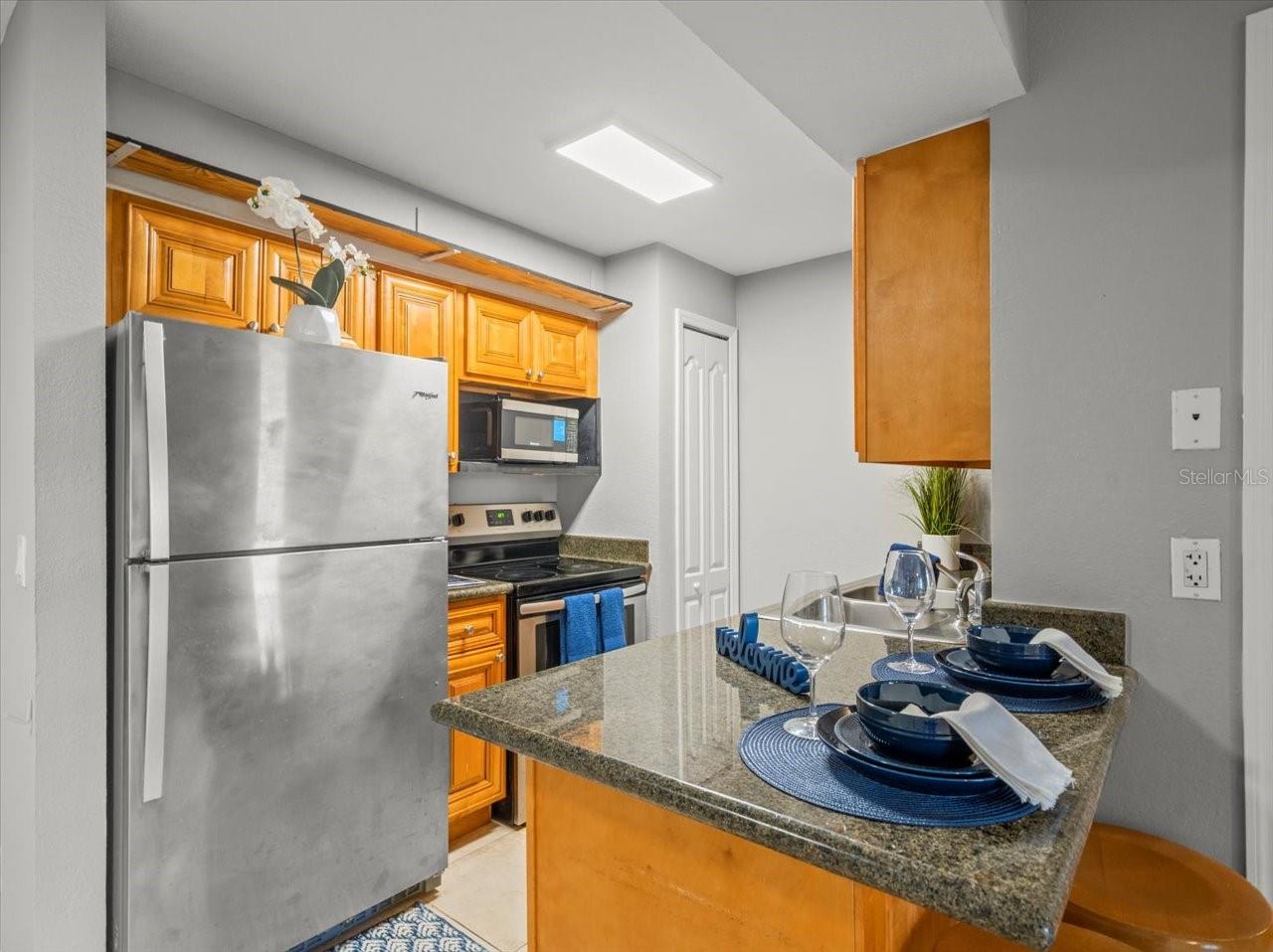 THE HAMPTONS AT BRANDON A CONDO - Residential