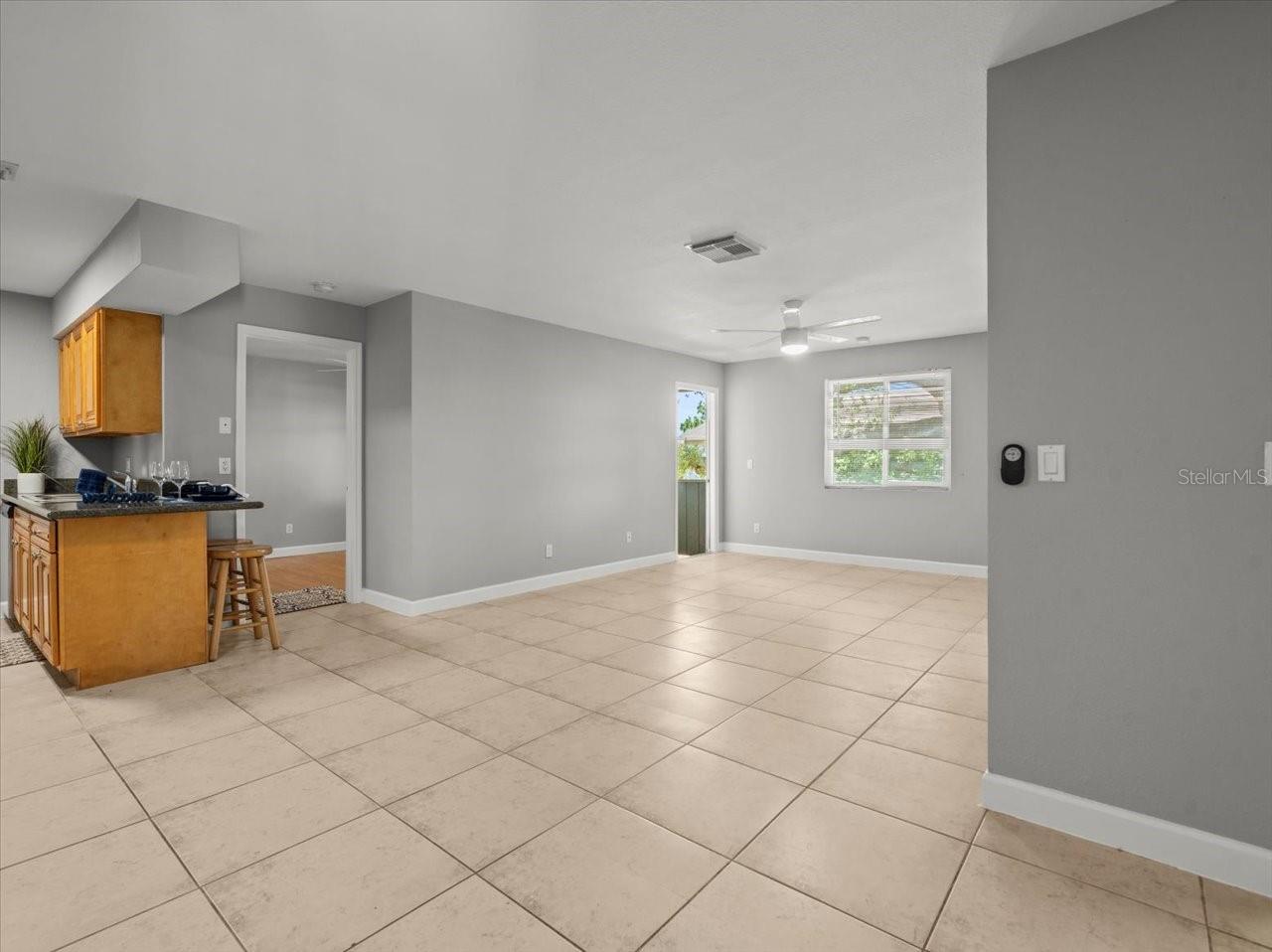 THE HAMPTONS AT BRANDON A CONDO - Residential