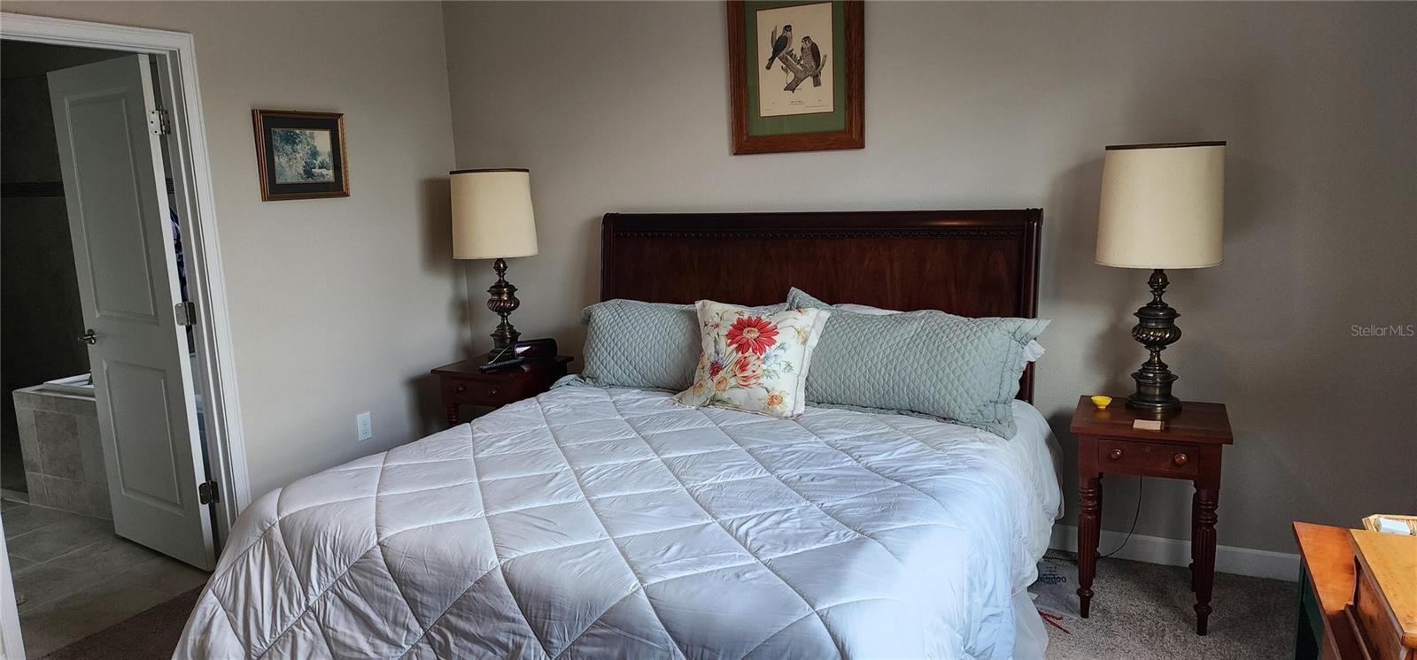 TRADITIONS PH 02 - Residential