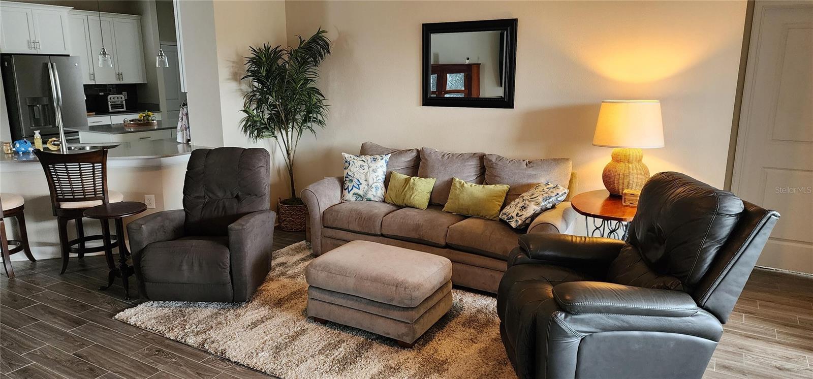 TRADITIONS PH 02 - Residential