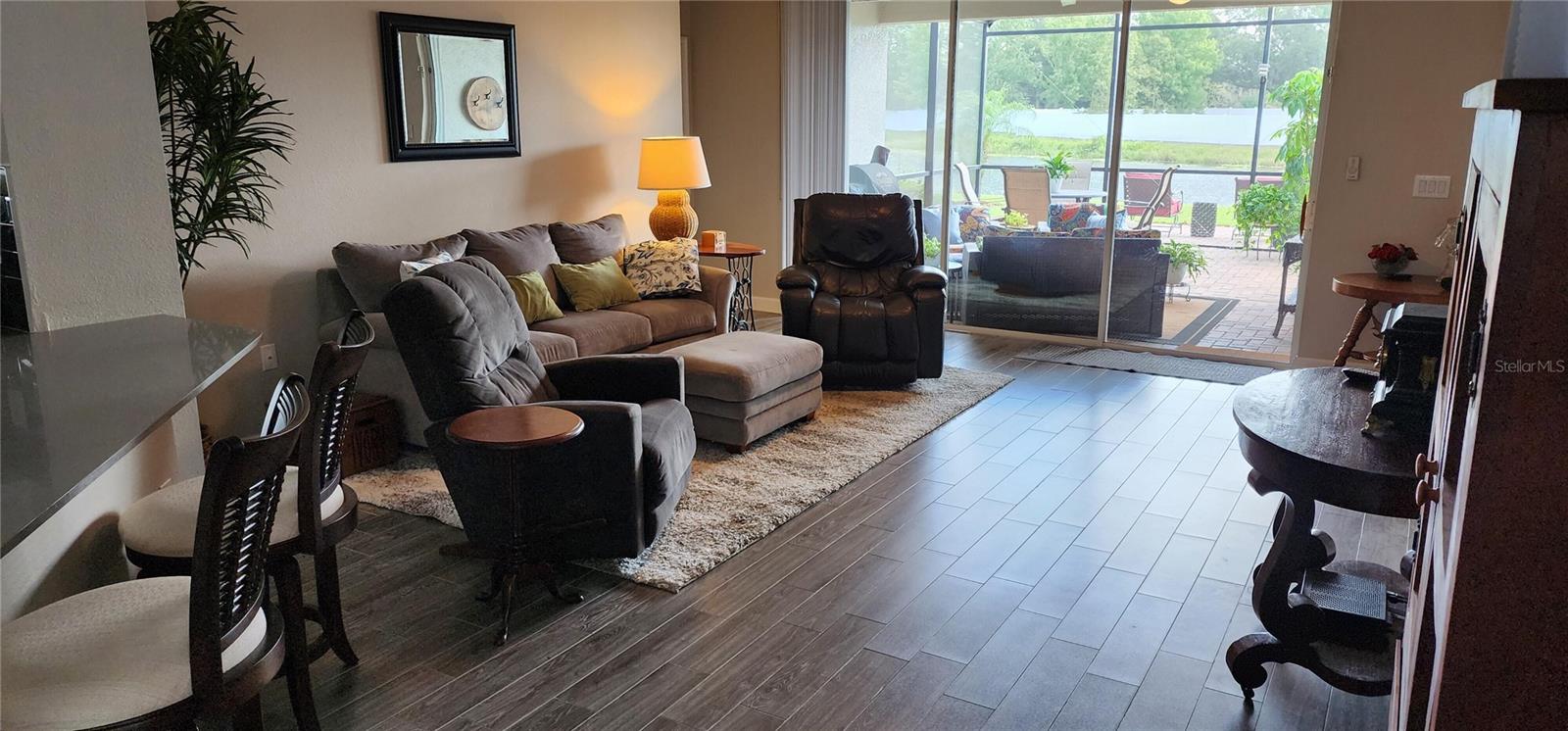 TRADITIONS PH 02 - Residential