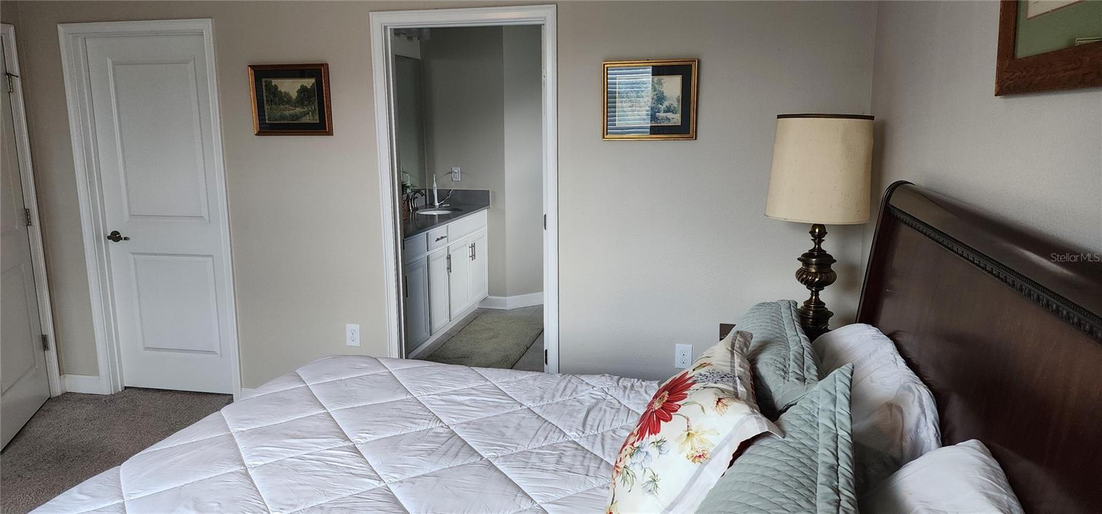 TRADITIONS PH 02 - Residential