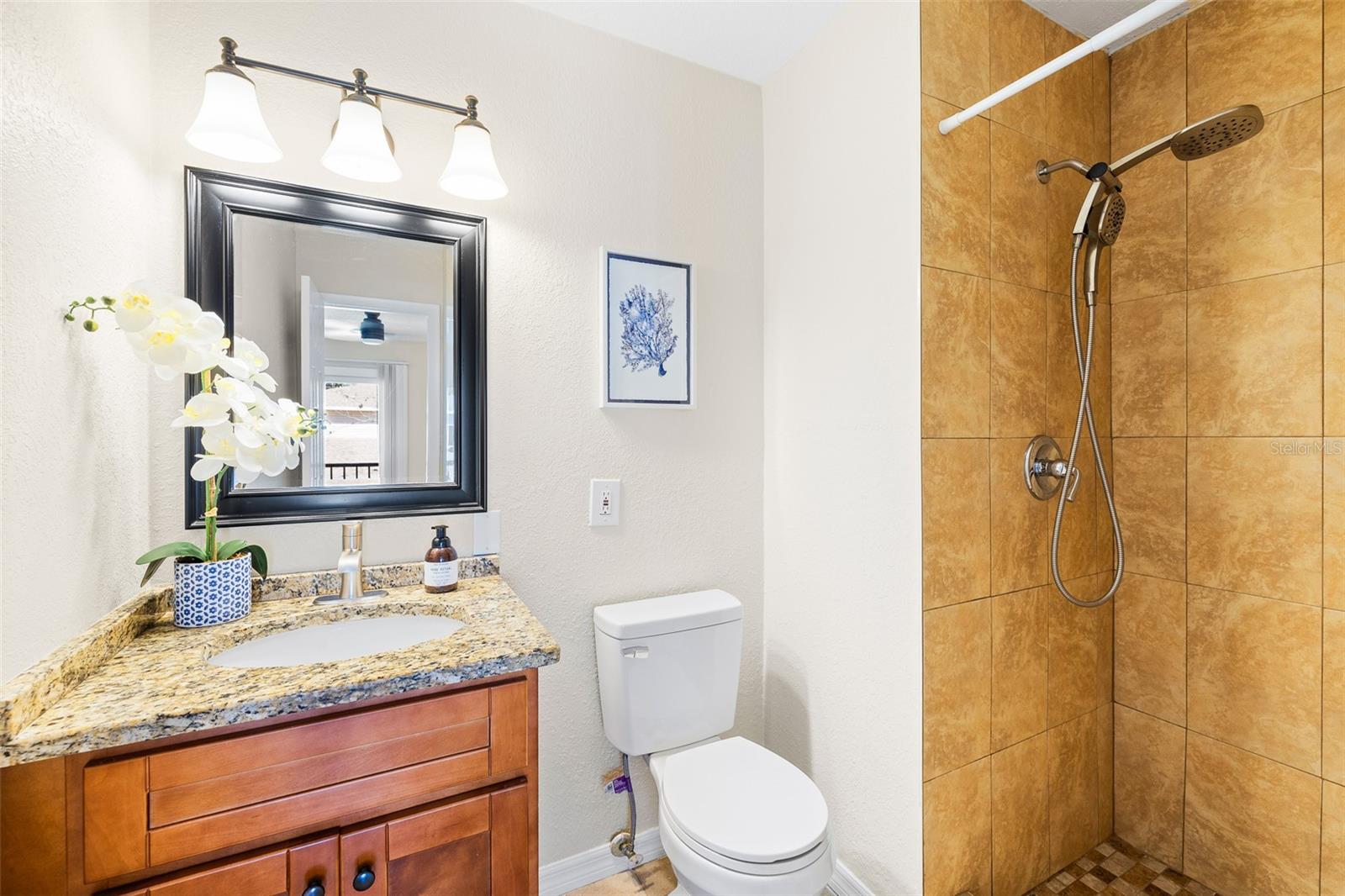 TOWNHOUSES AT BONNIE BAY CONDO - Residential