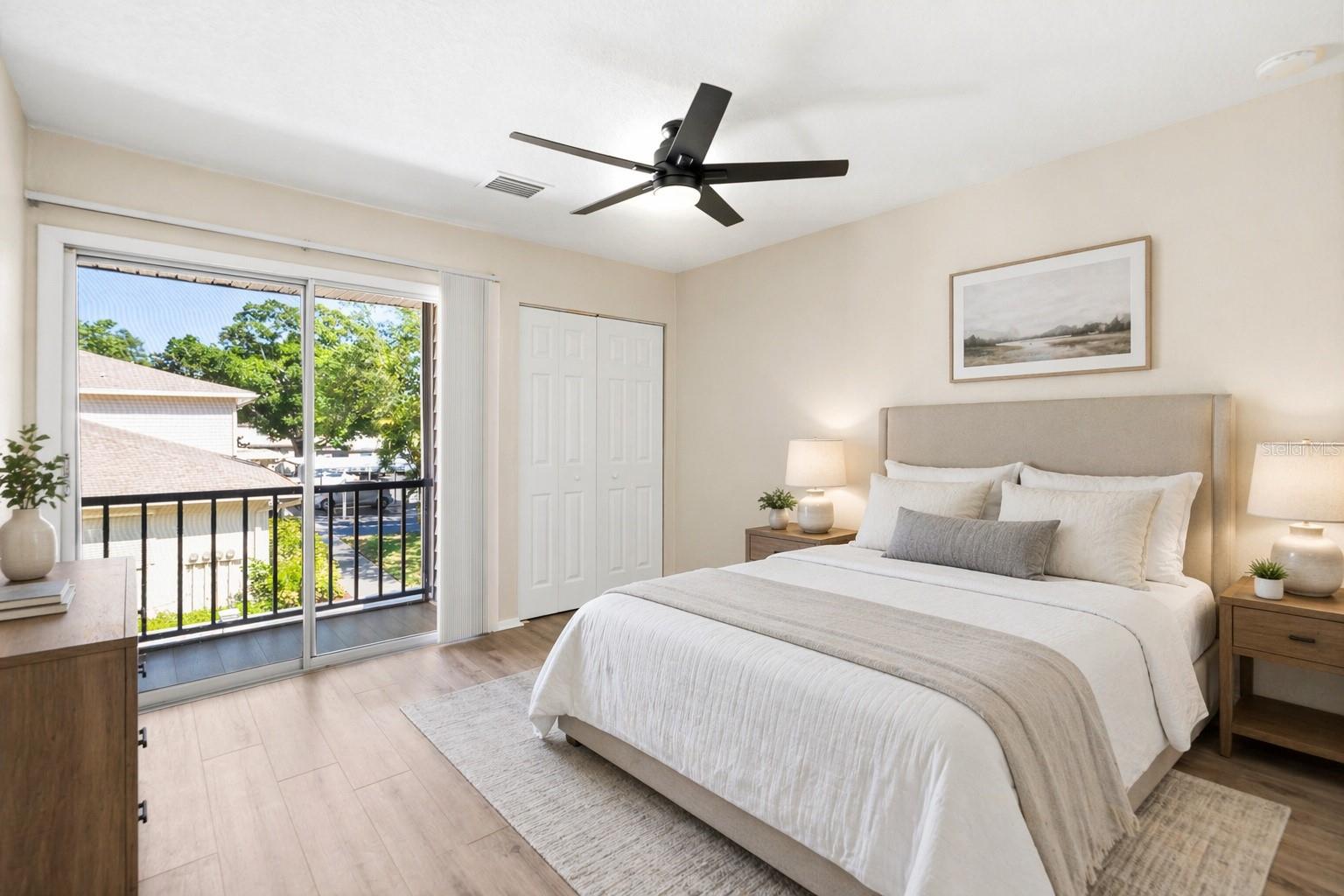 TOWNHOUSES AT BONNIE BAY CONDO - Residential