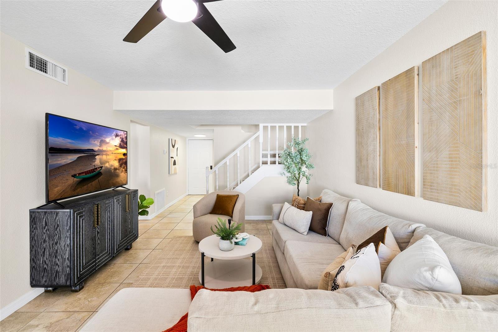 TOWNHOUSES AT BONNIE BAY CONDO - Residential