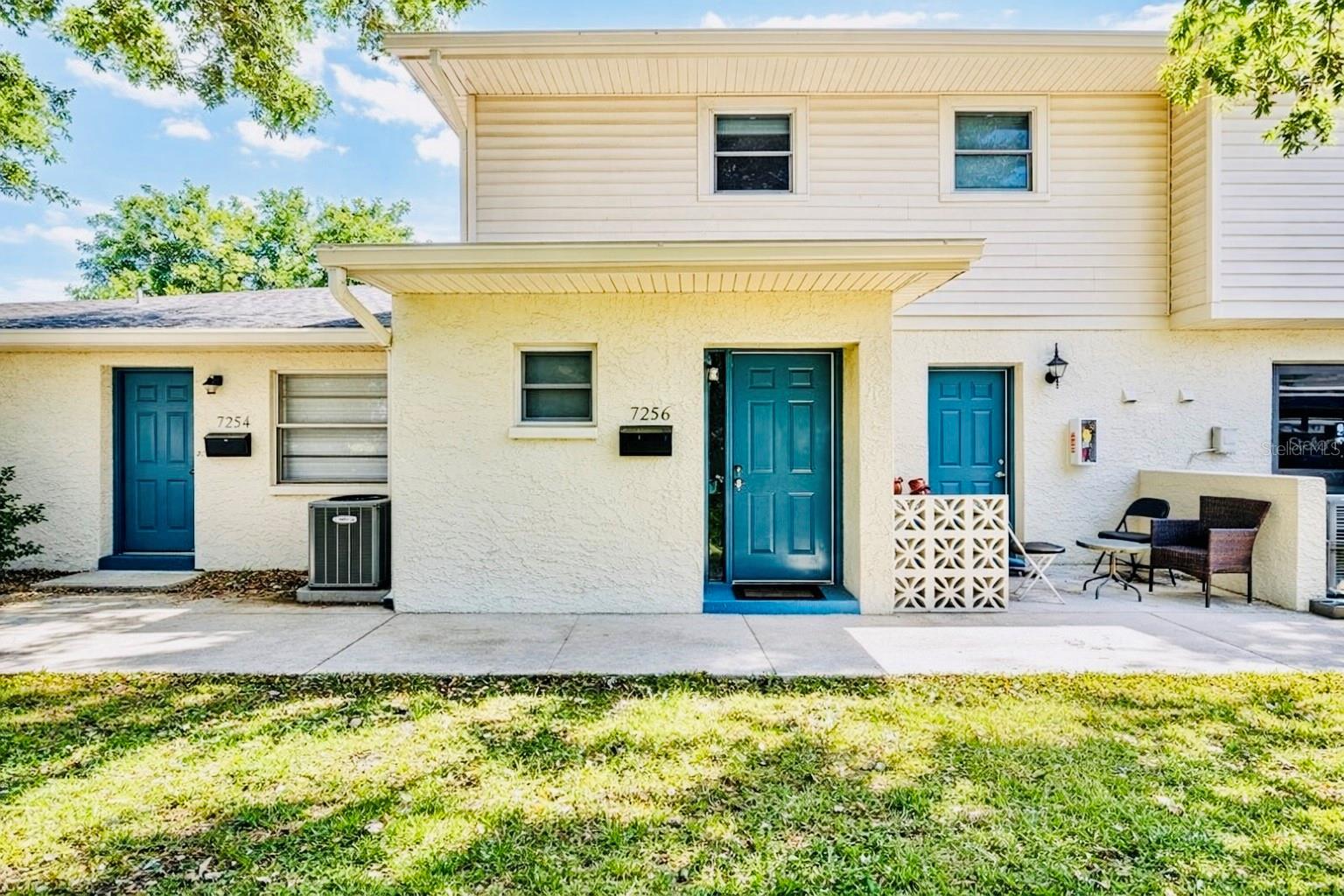 TOWNHOUSES AT BONNIE BAY CONDO - Residential