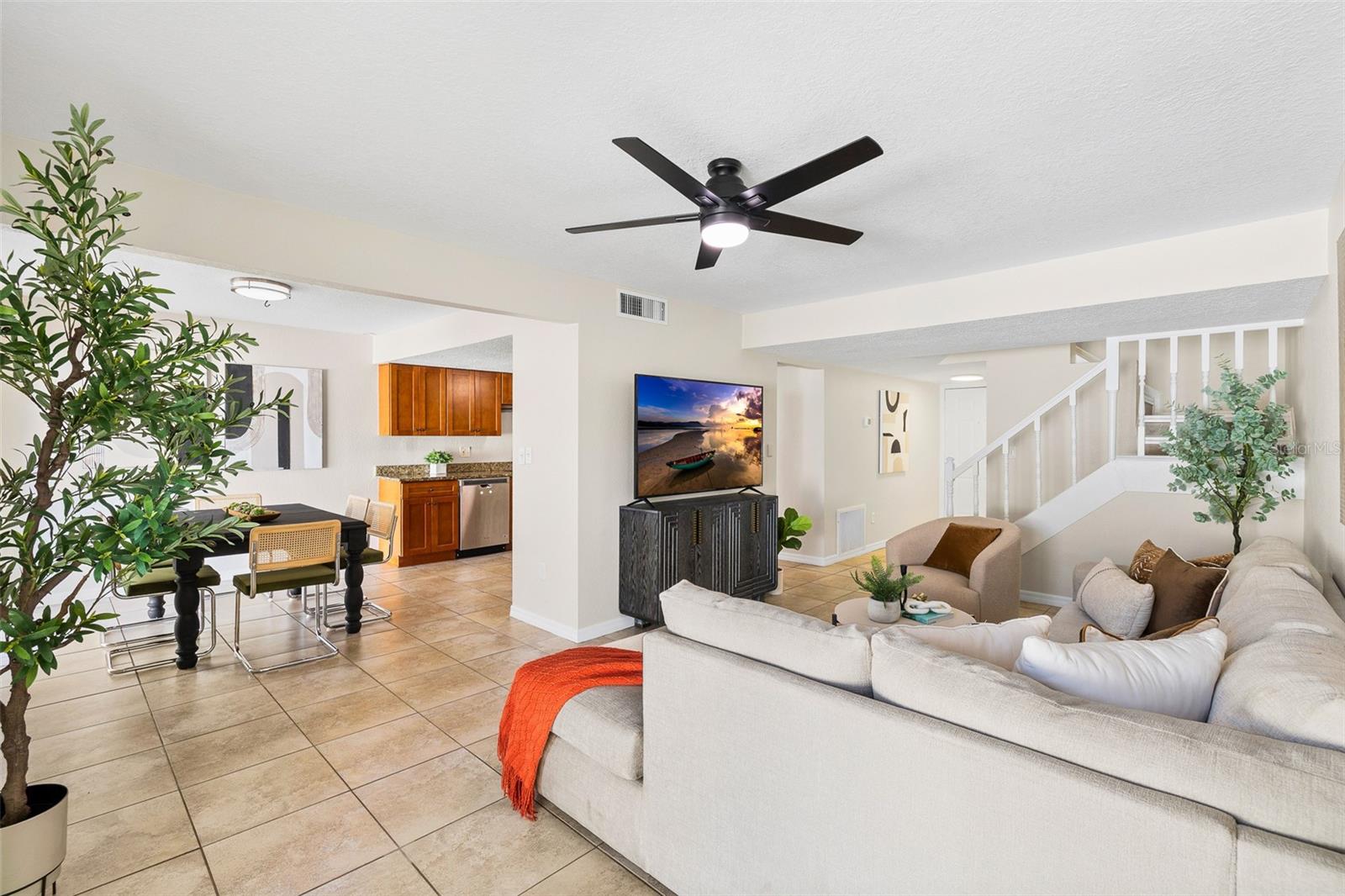 TOWNHOUSES AT BONNIE BAY CONDO - Residential