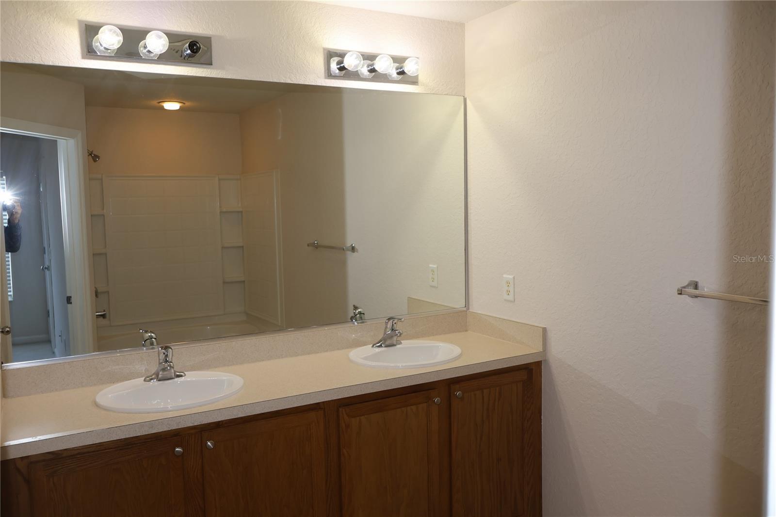 WYNCHASE TOWNHOMES - Residential Lease