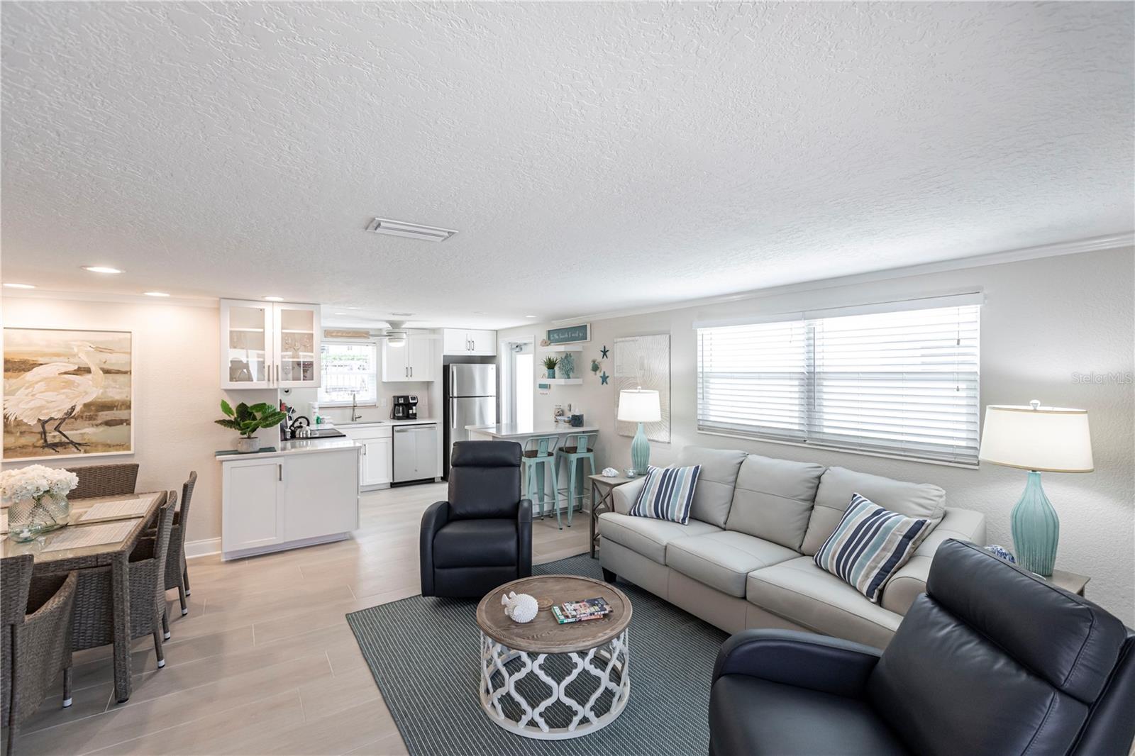 6154 MIDNIGHT PASS ROAD D15