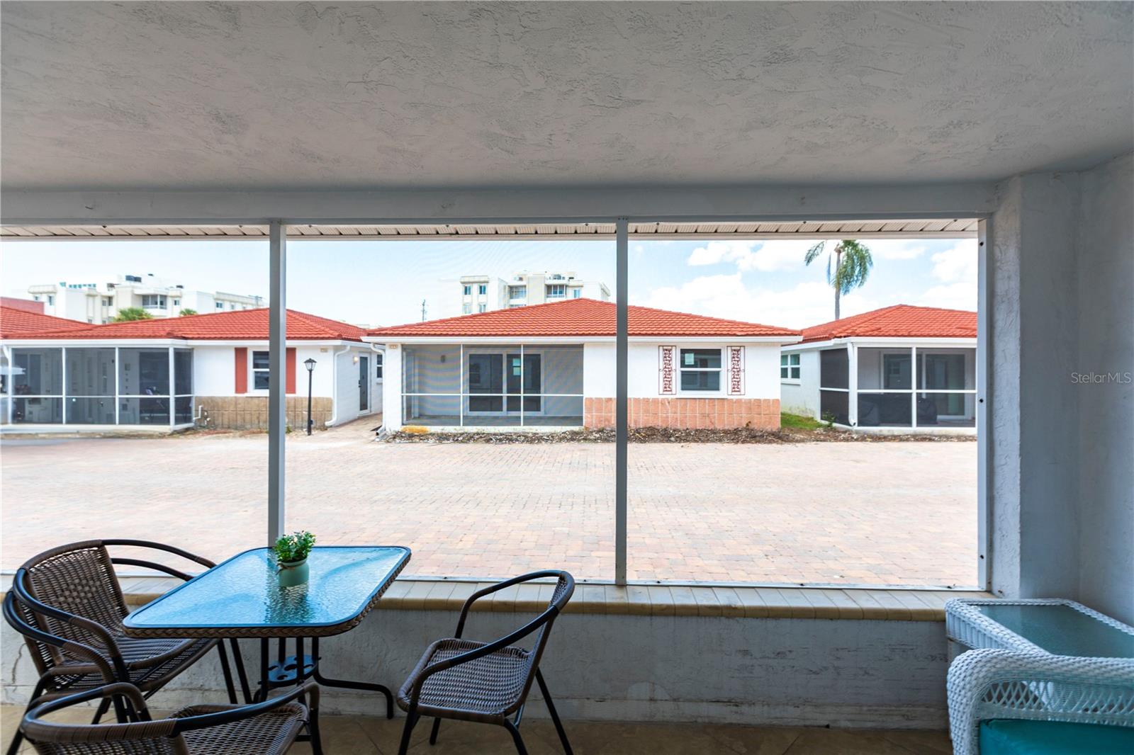 6154 MIDNIGHT PASS ROAD D15