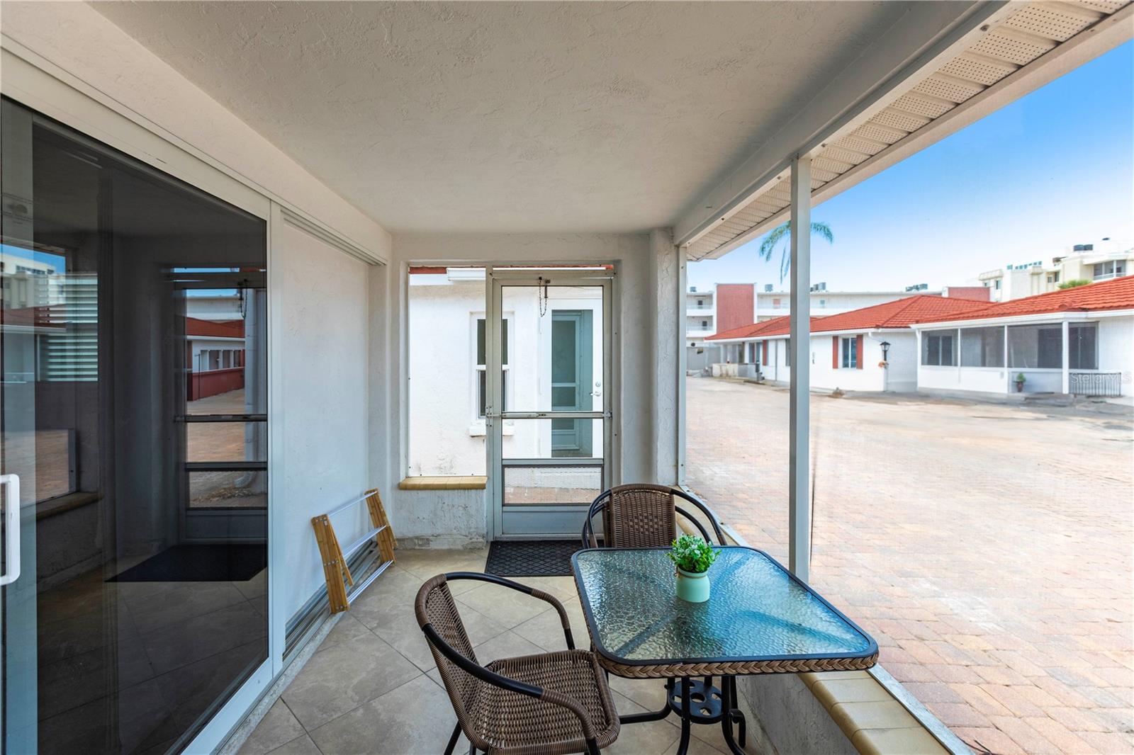 6154 MIDNIGHT PASS ROAD D15