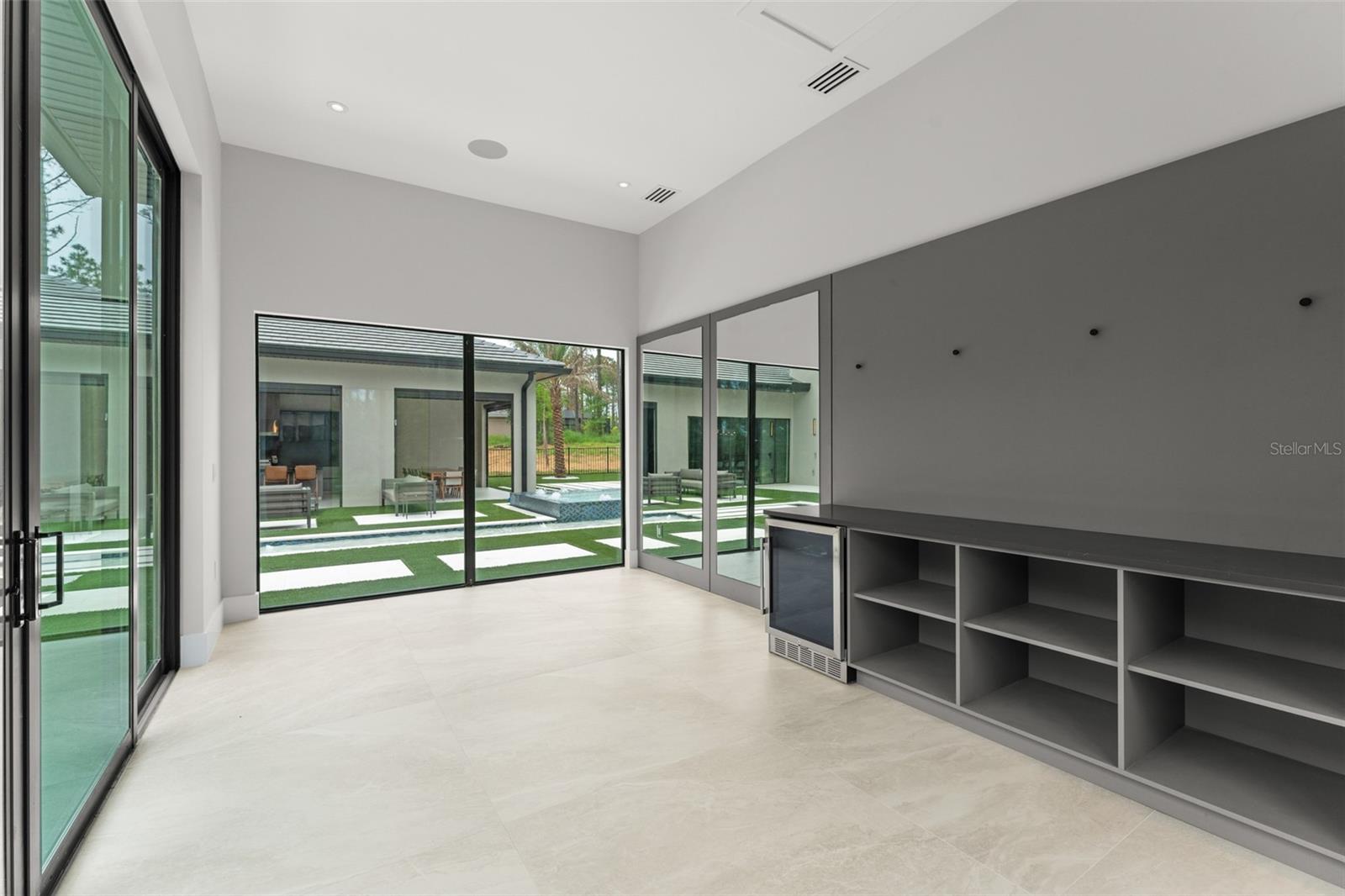 BELLA COLLINA SUB - Residential