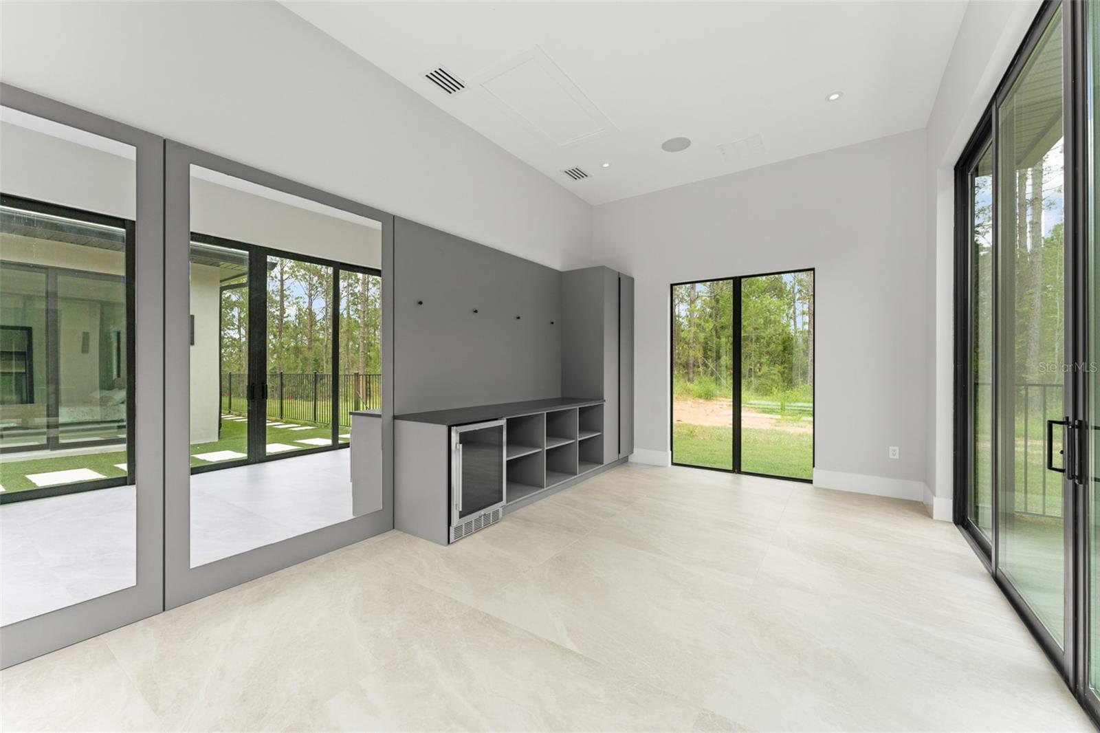 BELLA COLLINA SUB - Residential