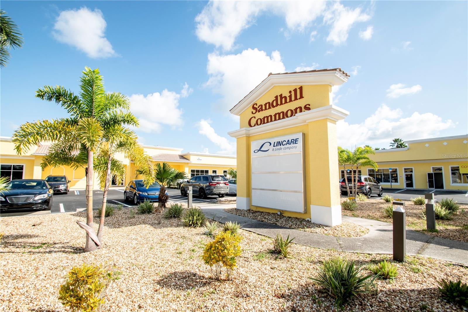 SANDHILL CROSSINGS - Commercial Lease