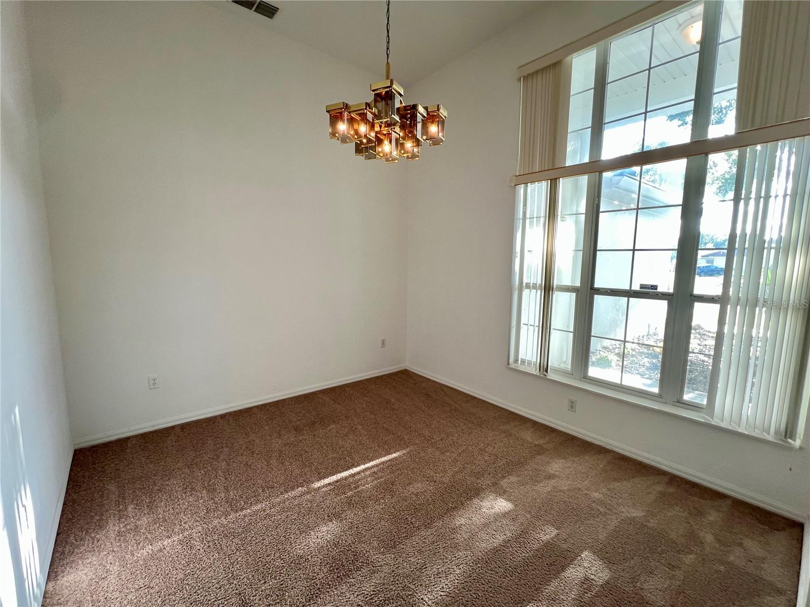 OAK RUN LINKSIDE - Residential