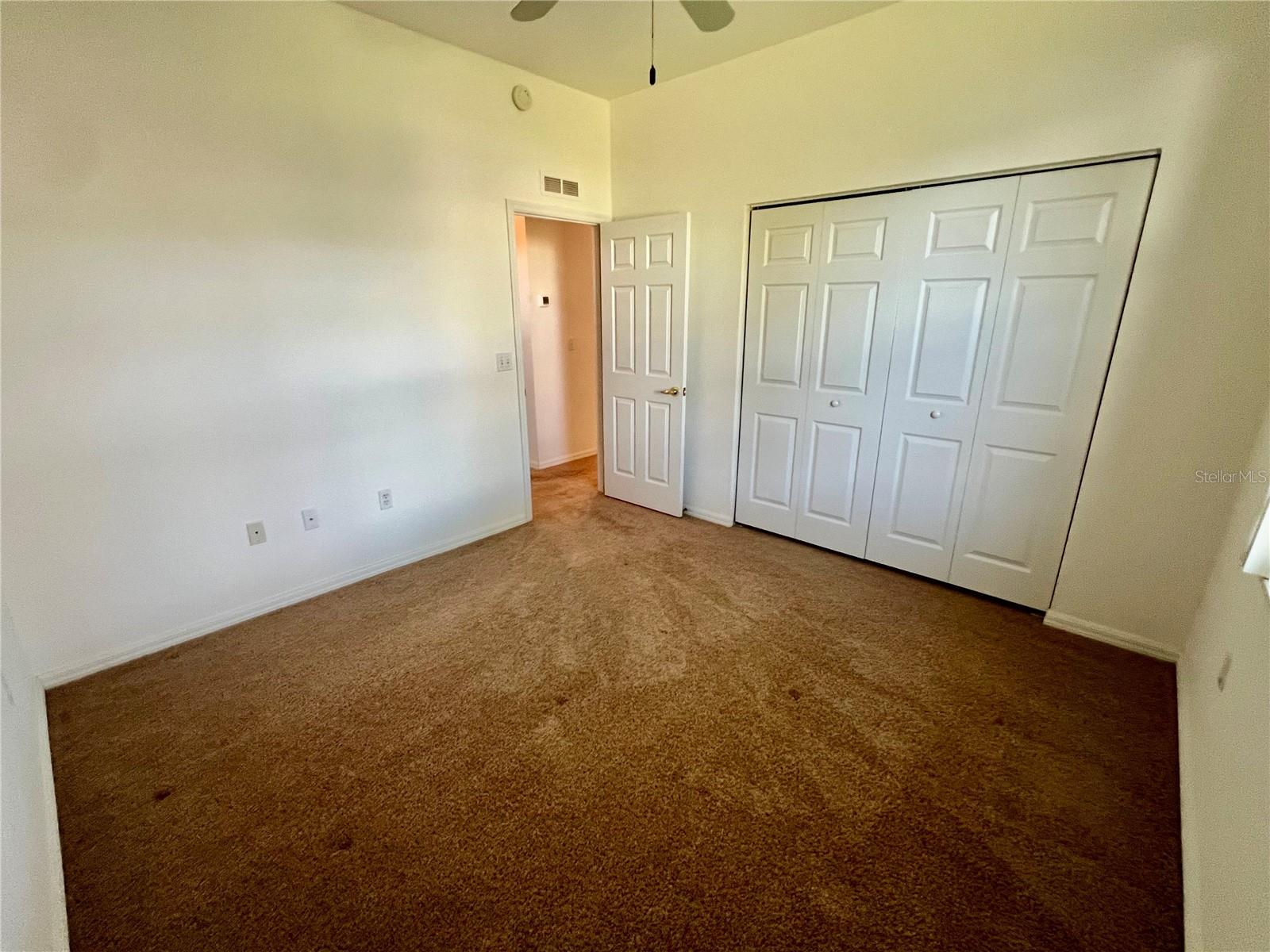 OAK RUN LINKSIDE - Residential