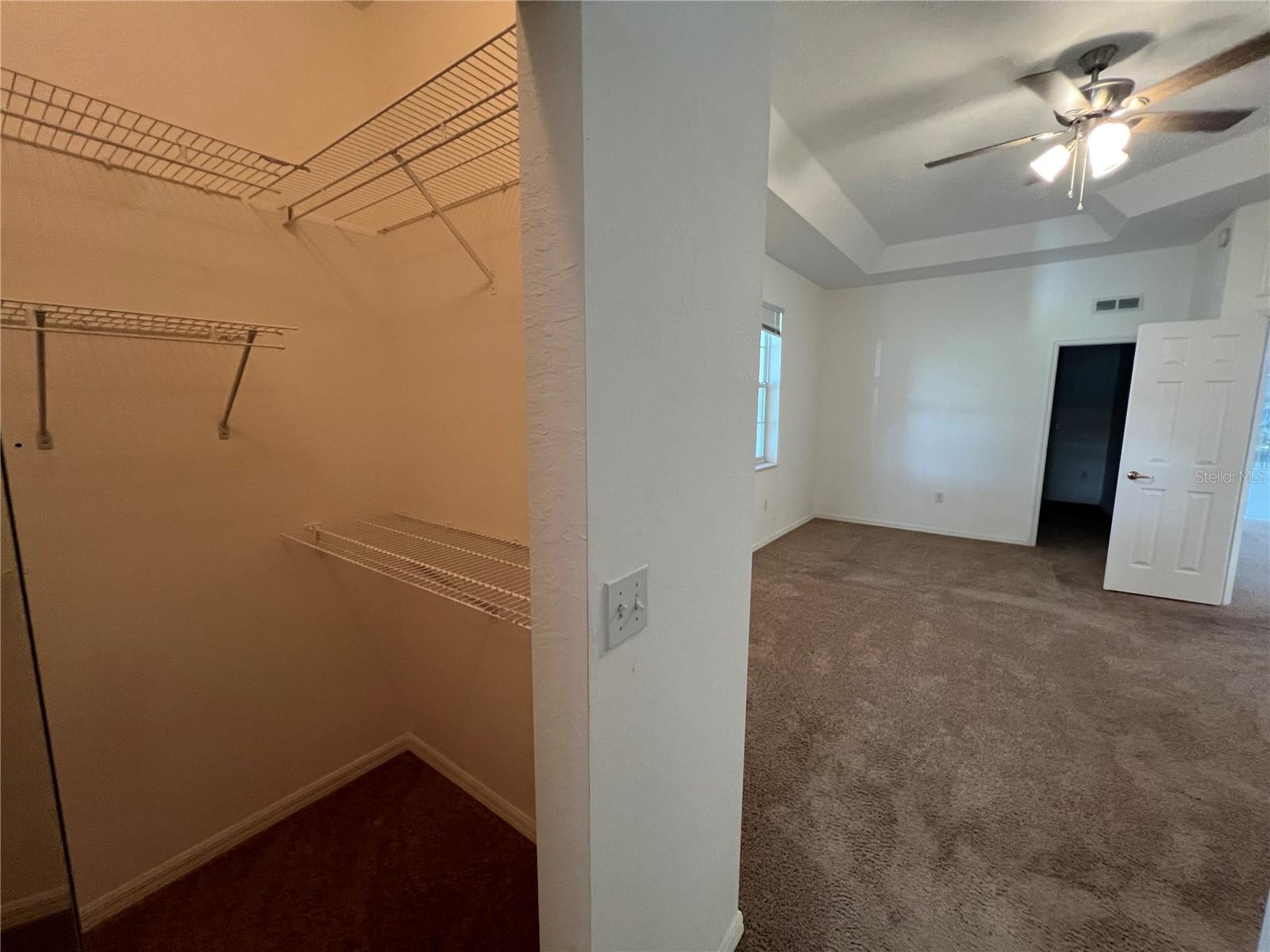 OAK RUN LINKSIDE - Residential