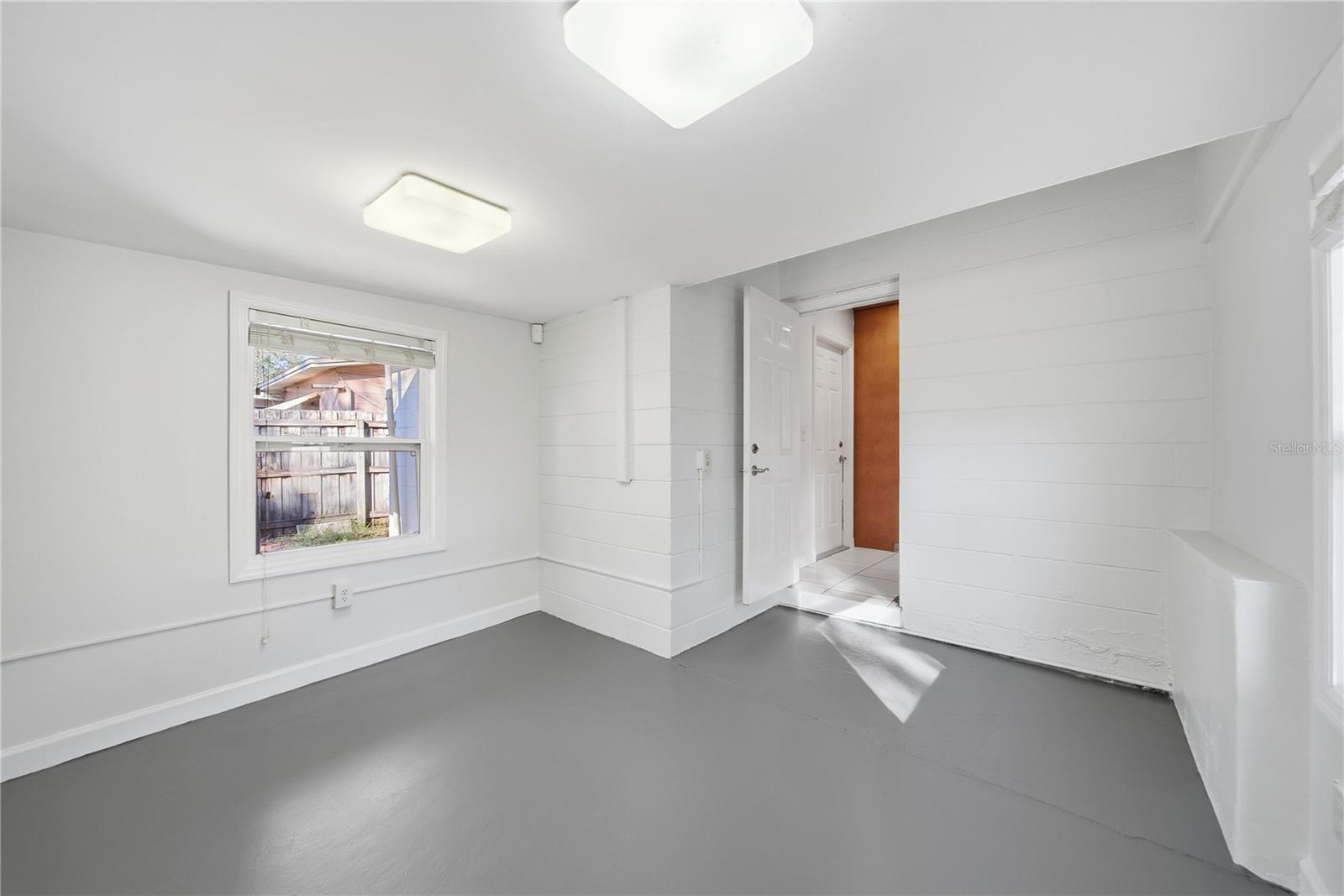 SEMINOLE GARDENS - Residential