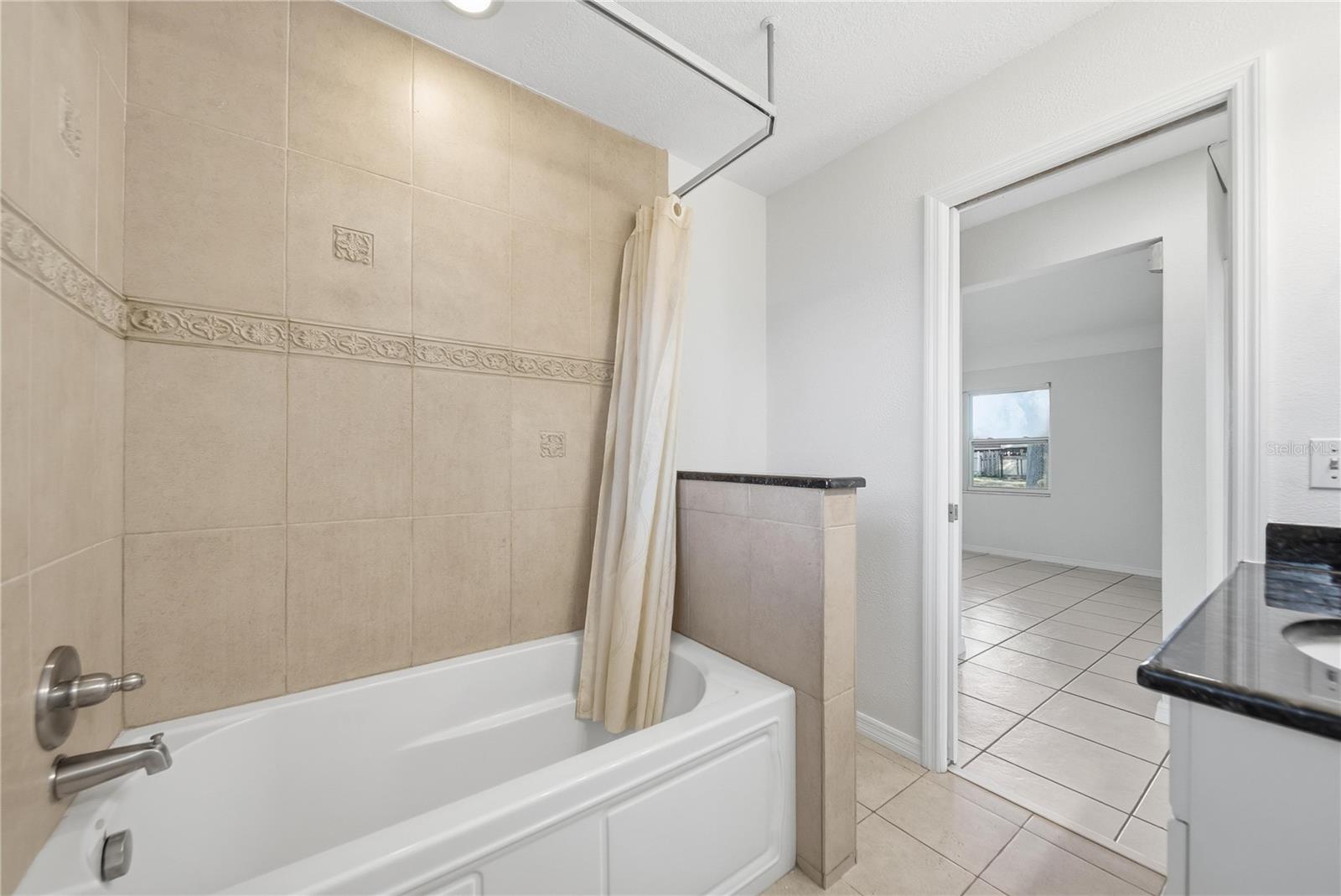 SEMINOLE GARDENS - Residential