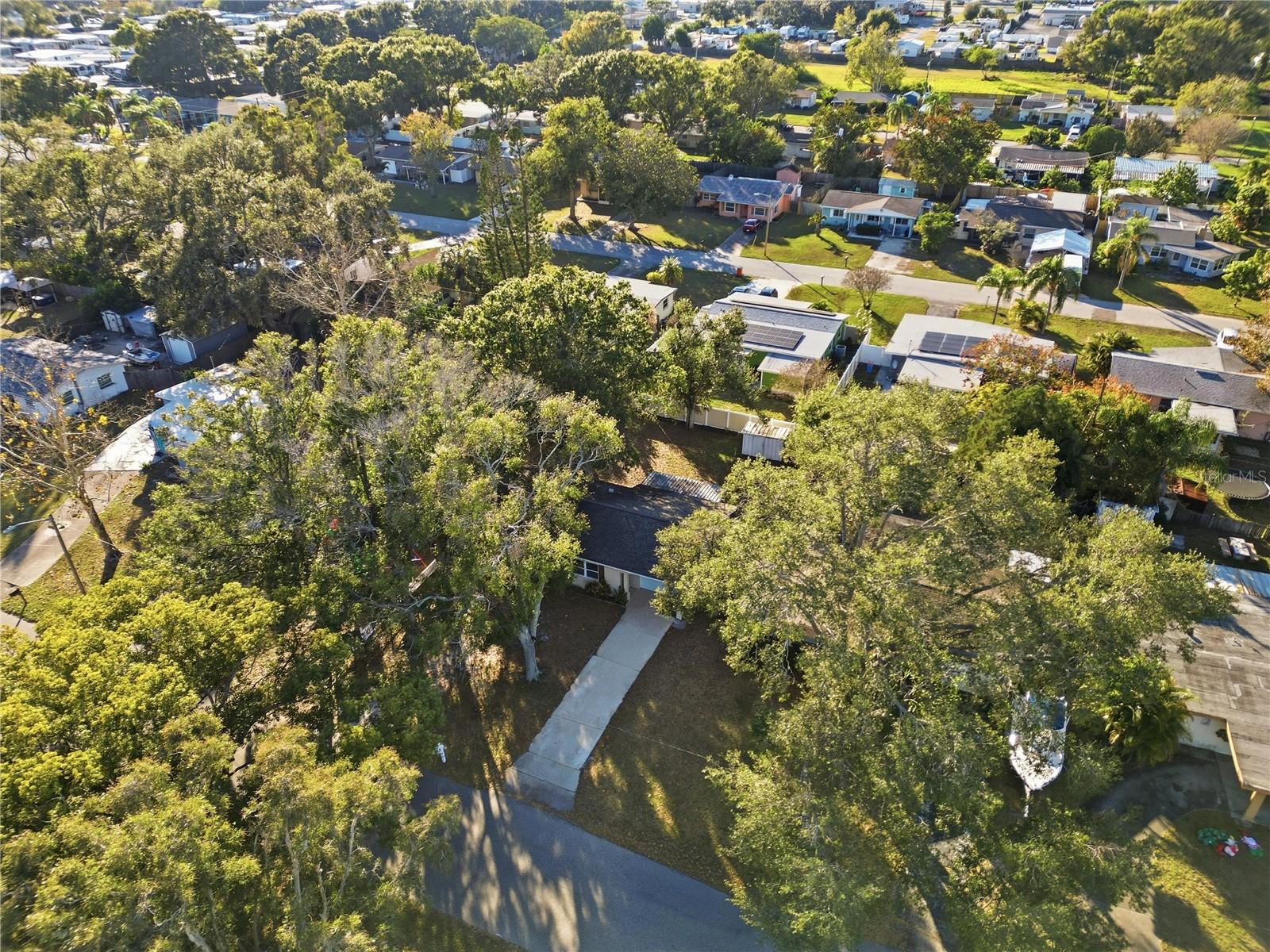 SEMINOLE GARDENS - Residential