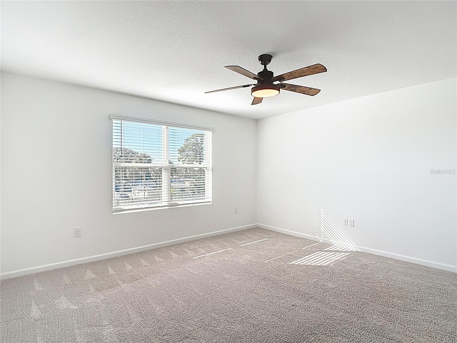 DUG CRK TWNHMS - Residential