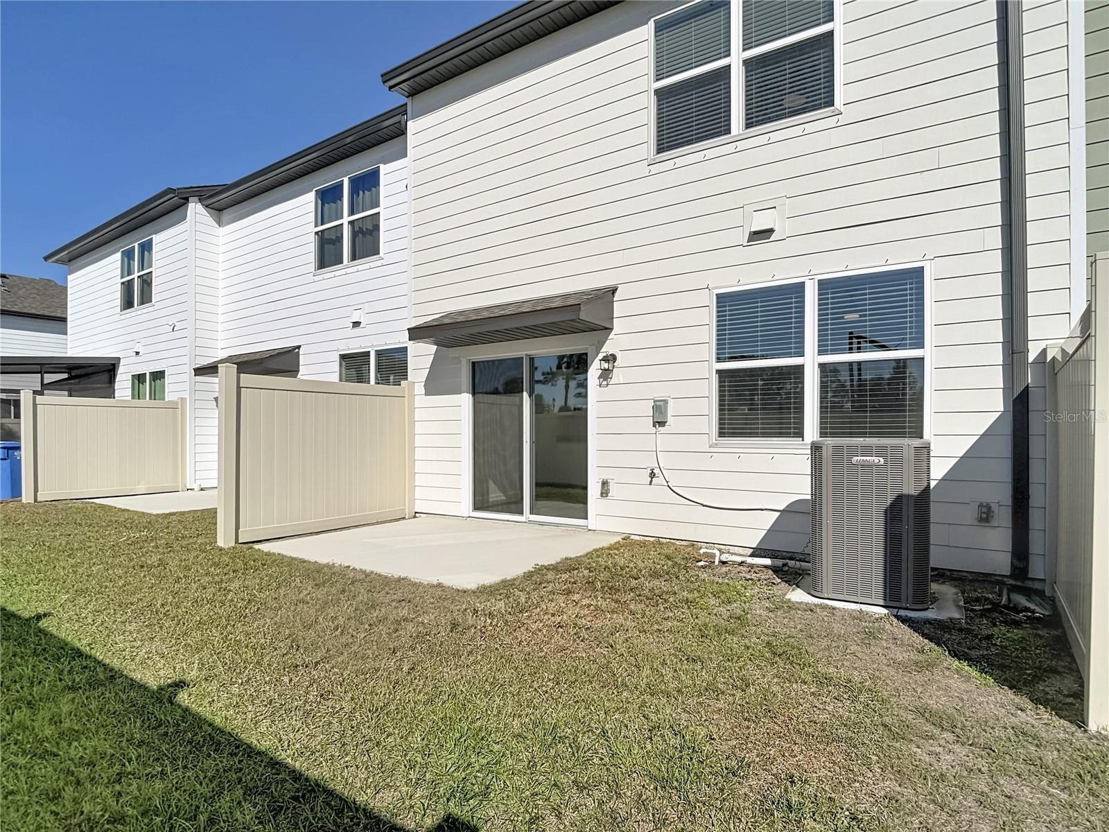 DUG CRK TWNHMS - Residential