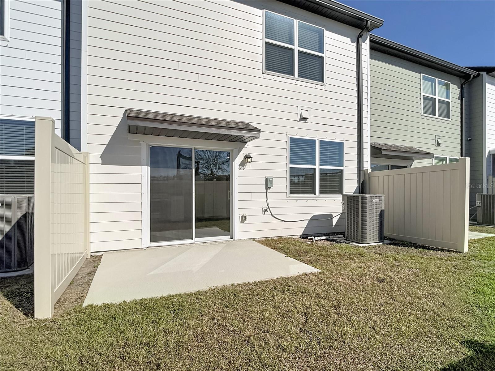 DUG CRK TWNHMS - Residential