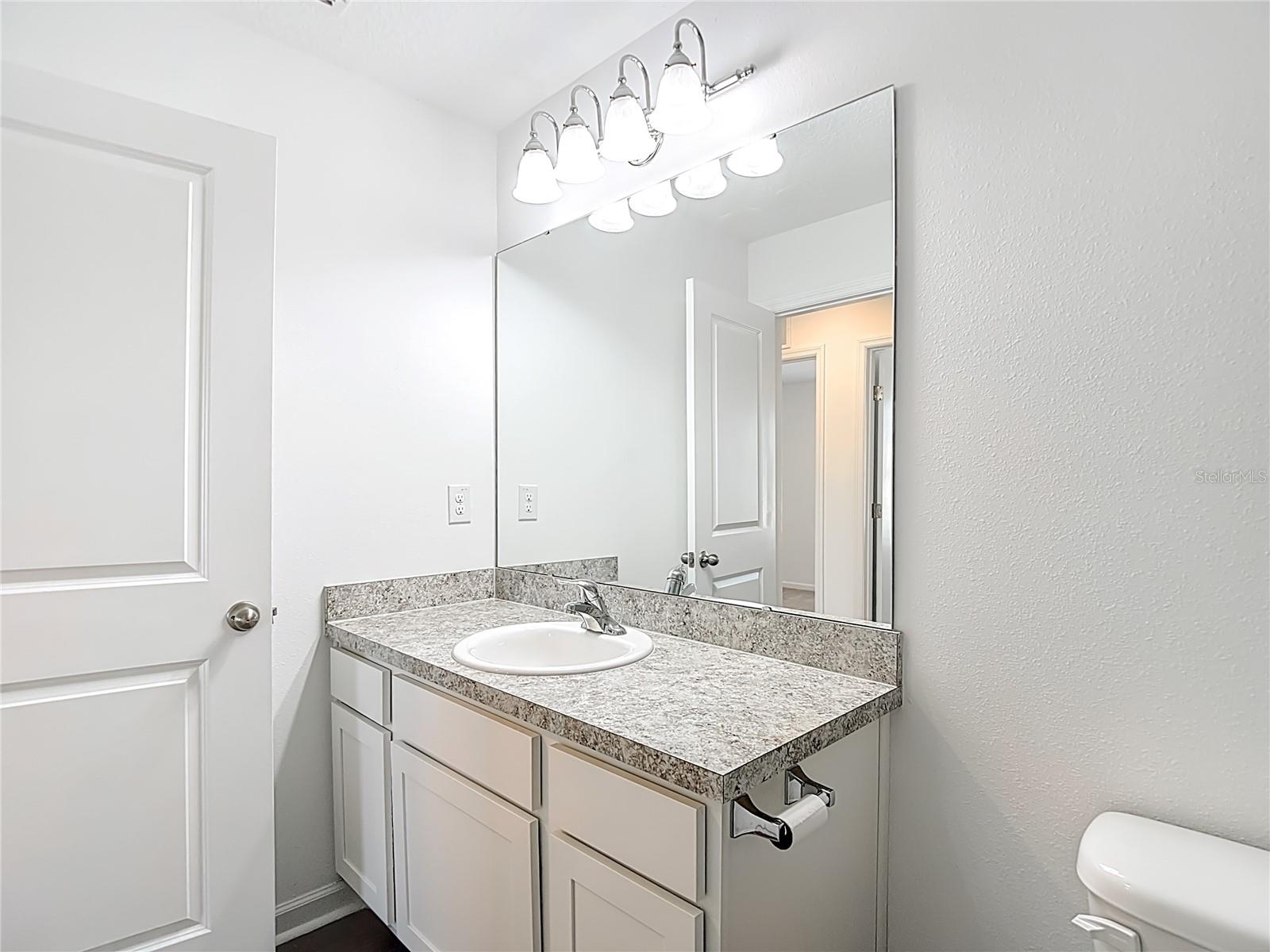 DUG CRK TWNHMS - Residential