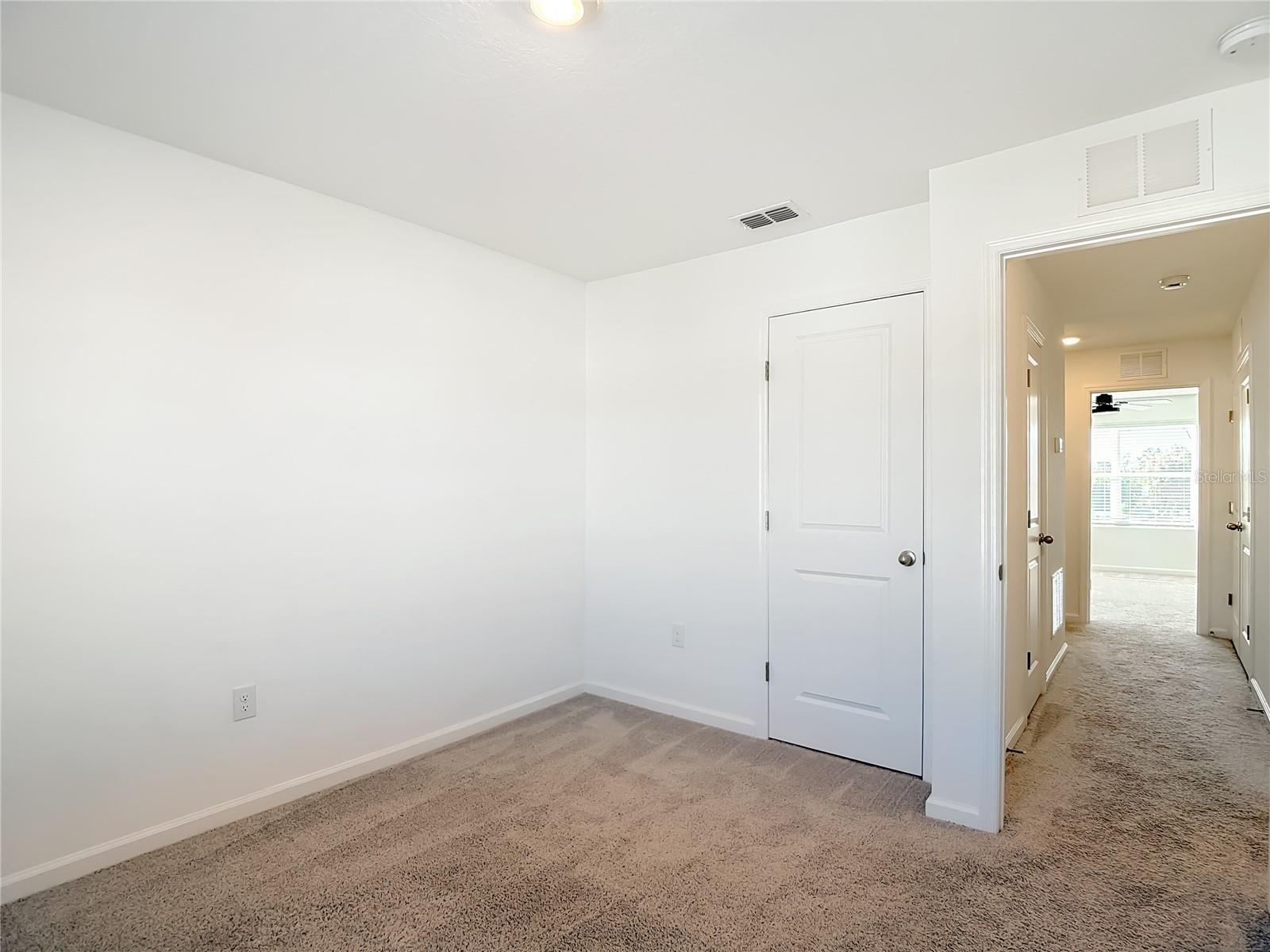 DUG CRK TWNHMS - Residential