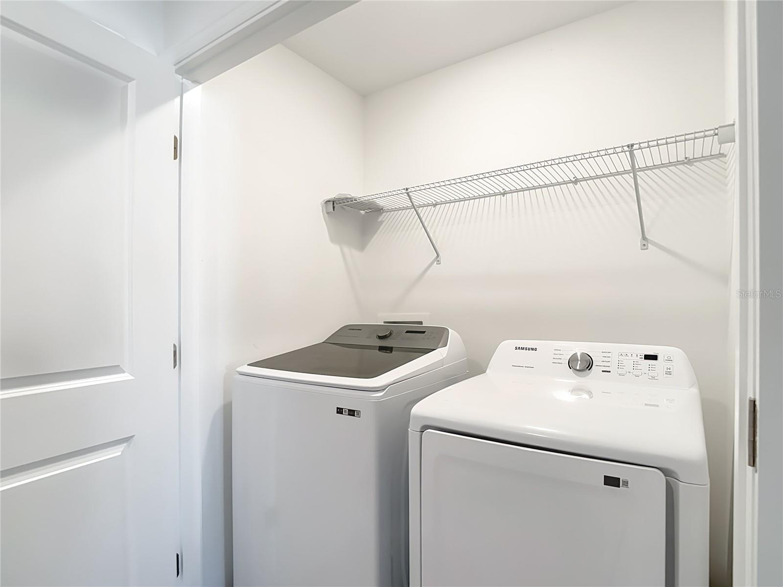 DUG CRK TWNHMS - Residential