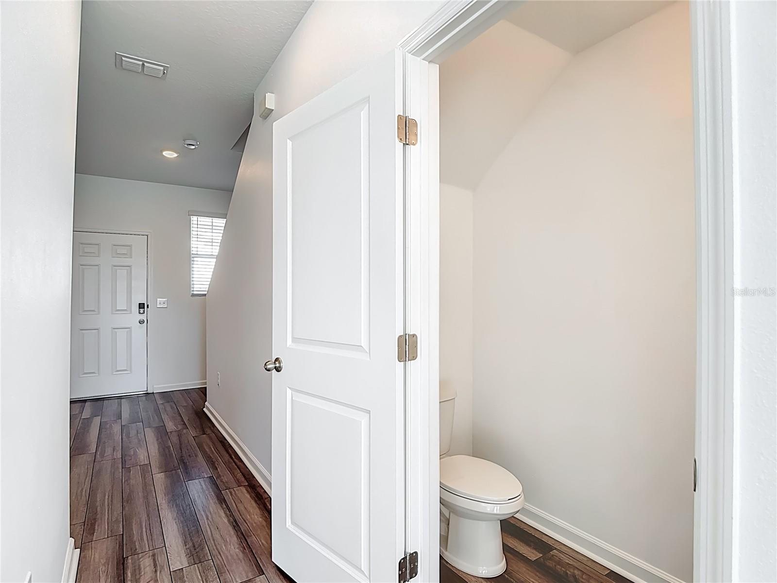 DUG CRK TWNHMS - Residential