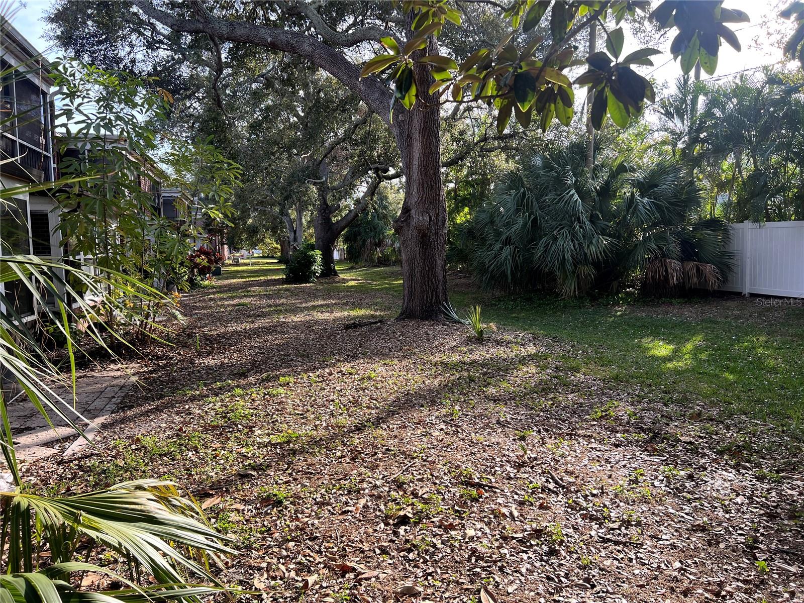 JAMESTOWN CONDO - Residential