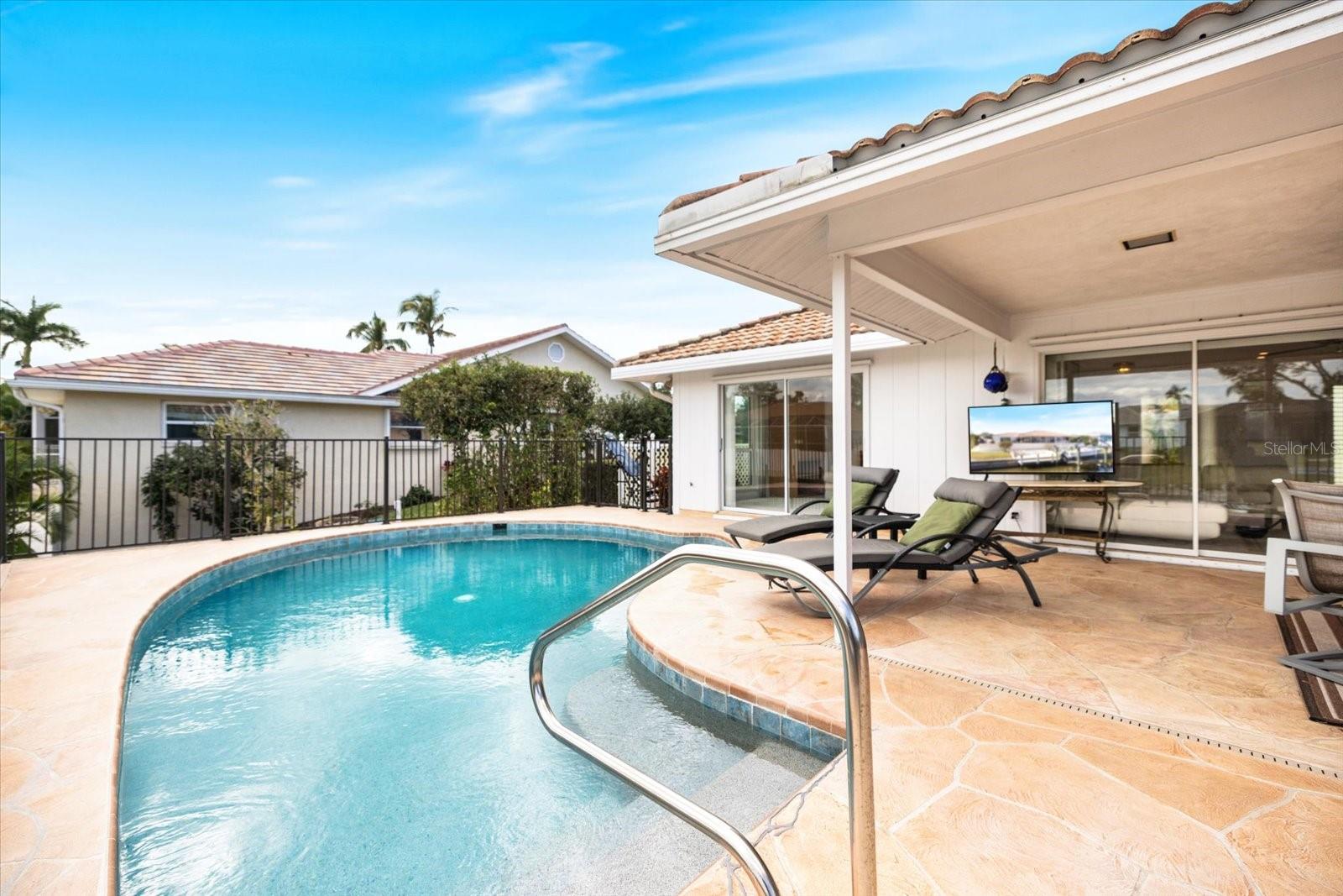 ENGLEWOOD ISLES SUB - Residential