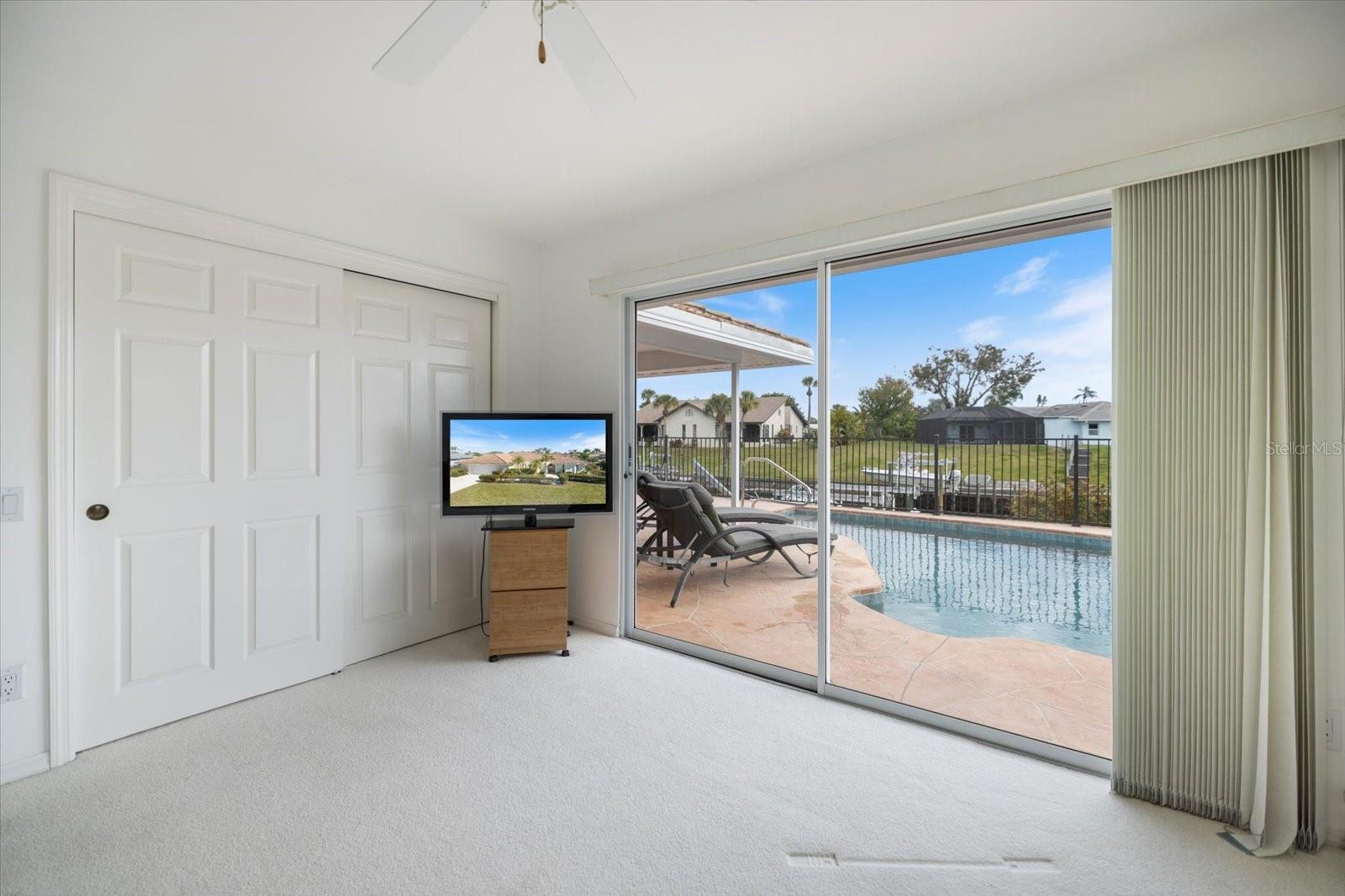 ENGLEWOOD ISLES SUB - Residential