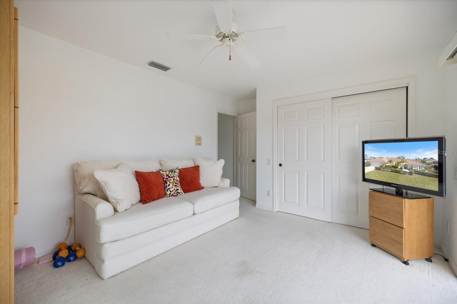 ENGLEWOOD ISLES SUB - Residential