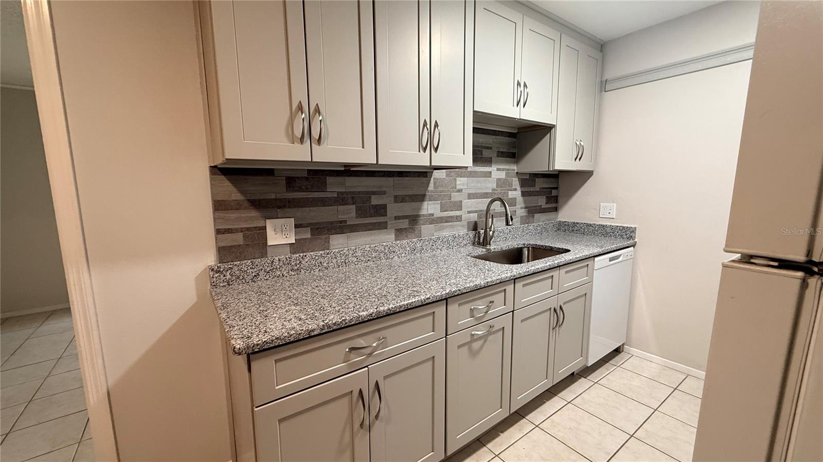 DEER PARK - Residential Lease