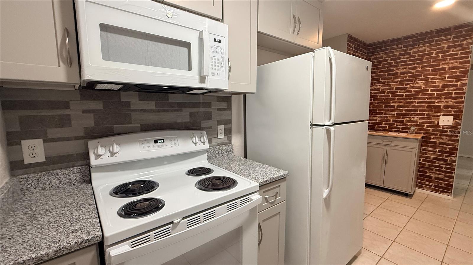 DEER PARK - Residential Lease