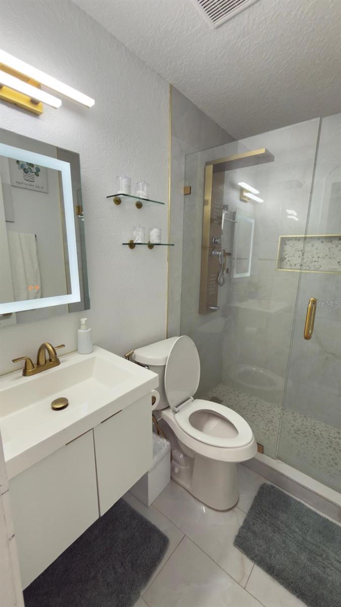 454 TAMPA OVERLOOK - Residential