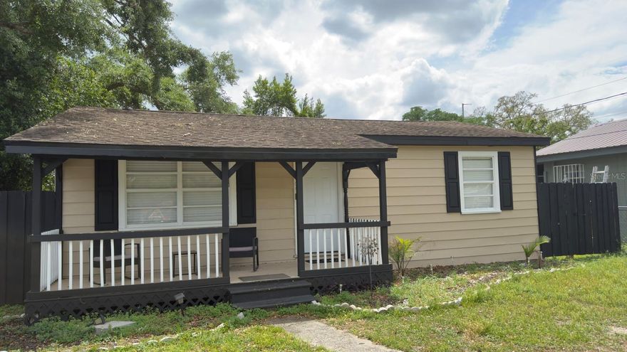 This property is an excellent investment opportunity in a prime Tampa location. 3-unit portfolio (2-bedroom, 2-bathroom house + 2 apartments). The property features a main house designed for short-term rentals (Airbnb) and two additional apartments in the rear, ideal for generating a steady monthly income. Main house 2 bedrooms and 2 full bathrooms, modern, bright, and fully equipped guest spaces, ready to operate and generate income from day one. 2 independent apartments at the rear of the property perfect for long-term tenants. Separate entrances to maintain independence from the main house. The property is located in a highly sought-after tourist and business area at just minutes from Busch Gardens, Adventure Island, Moffitt Cancer Center, the VA Hospital, and the University of South Florida (USF). Easy access to main roads, restaurants, and shopping centers. Furniture included in the sale price.