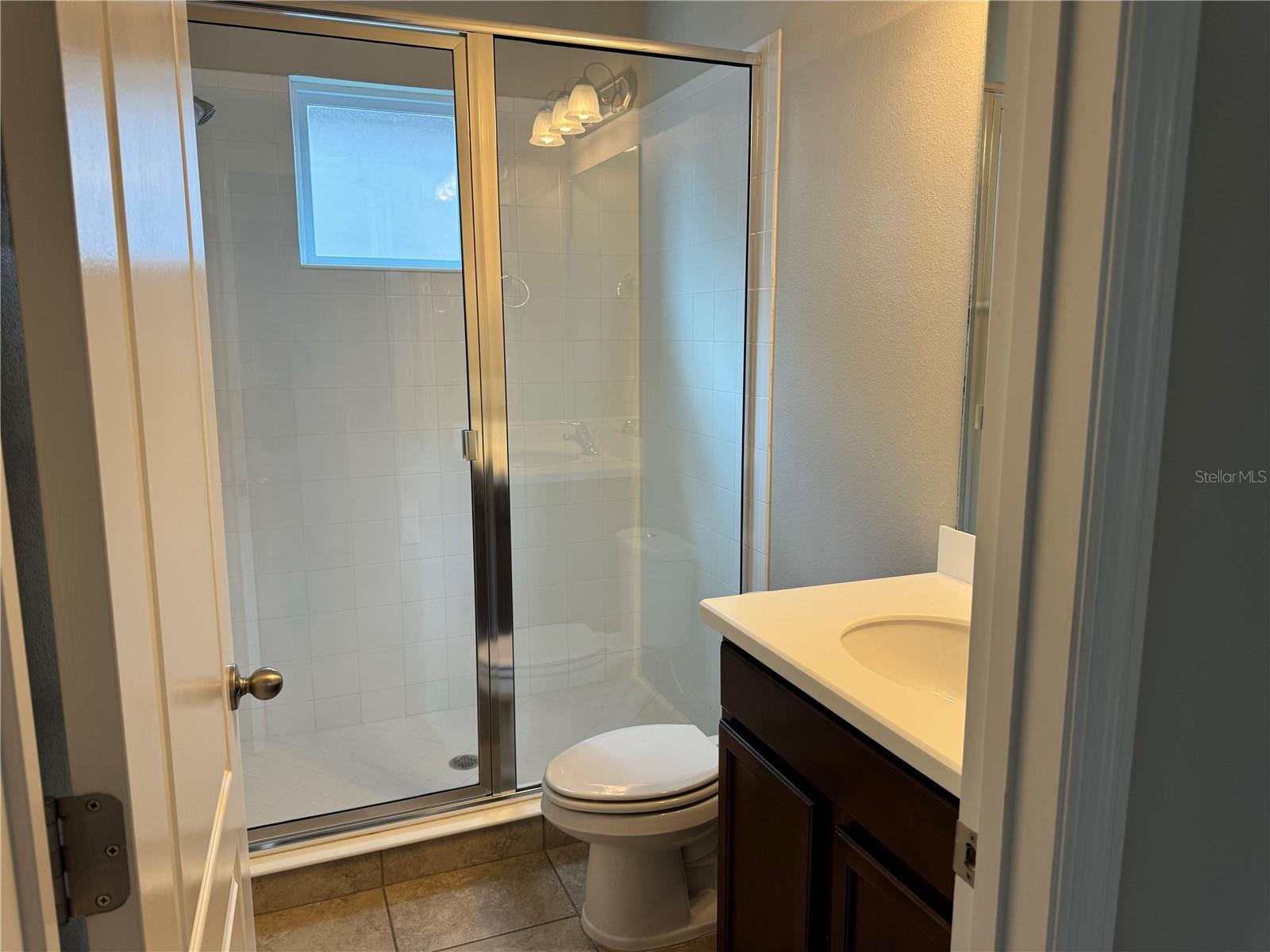 FISHHAWK RANCH WEST PH 1B/1C - Residential Lease