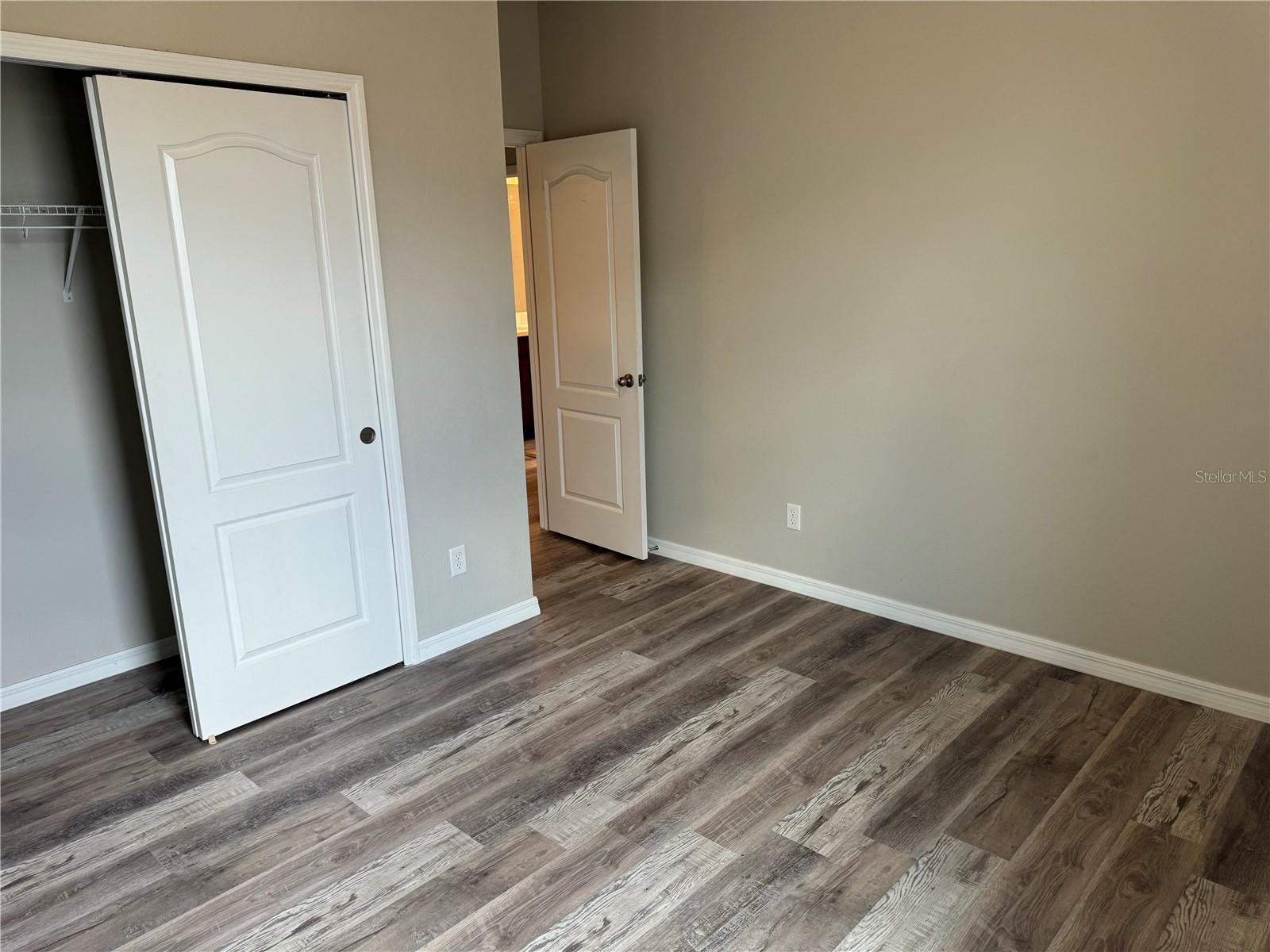 FISHHAWK RANCH WEST PH 1B/1C - Residential Lease